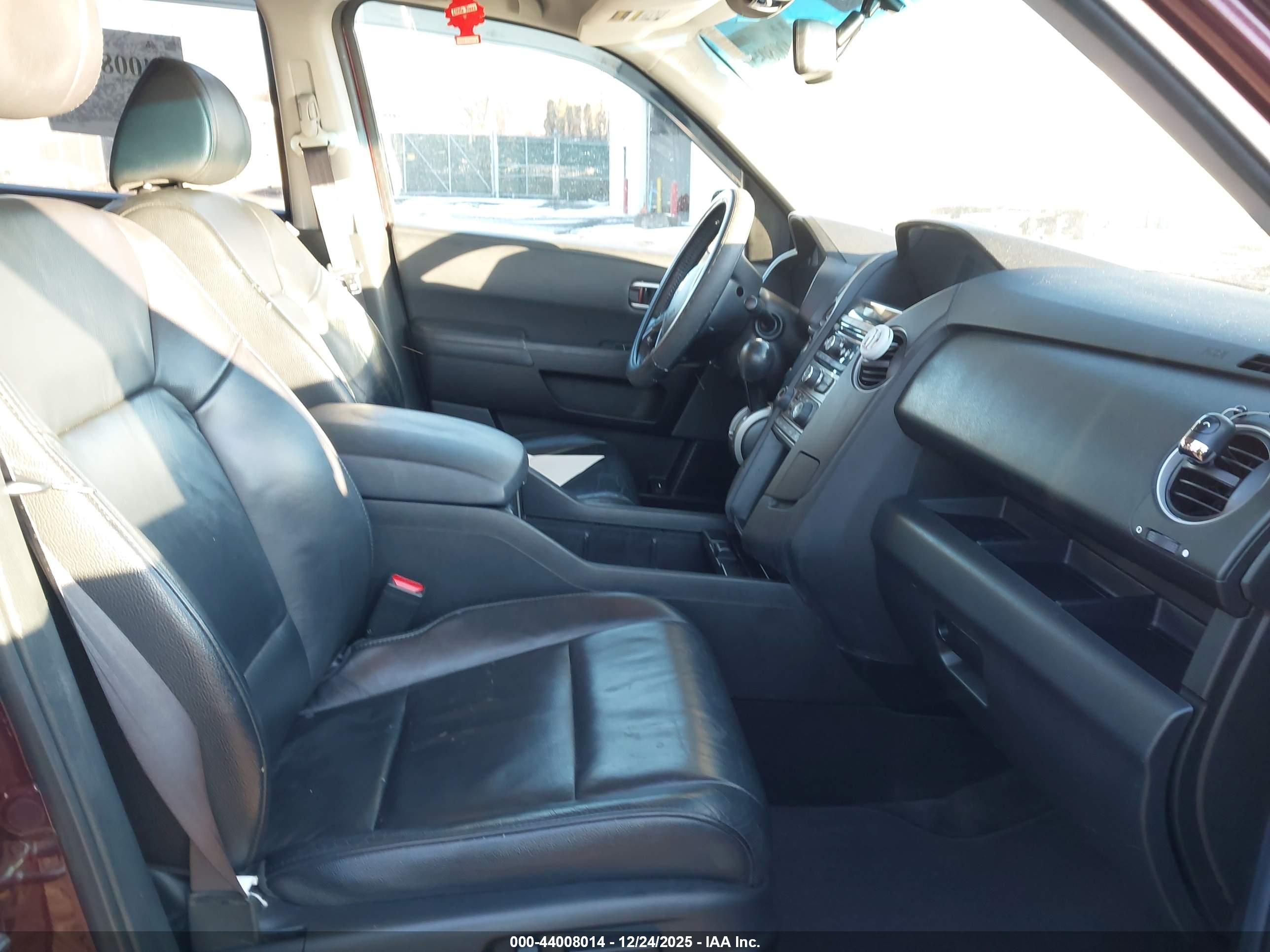 HONDA PILOT image 5