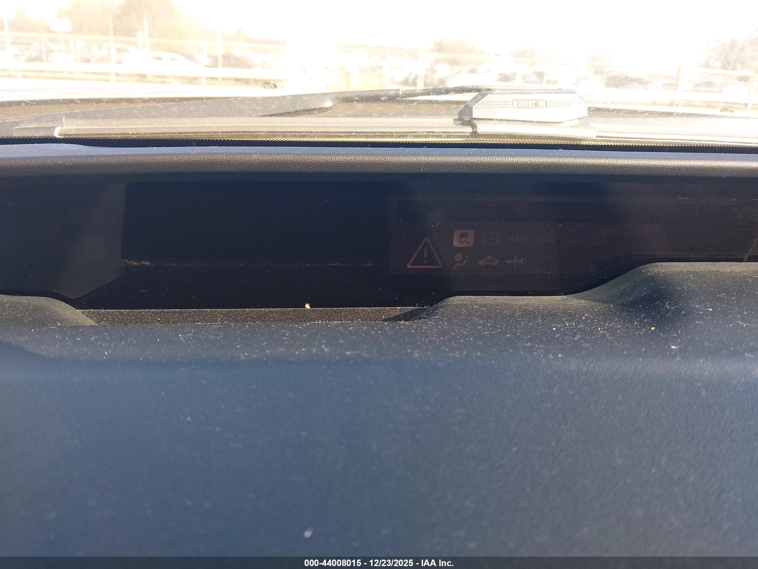 TOYOTA PRIUS image 7