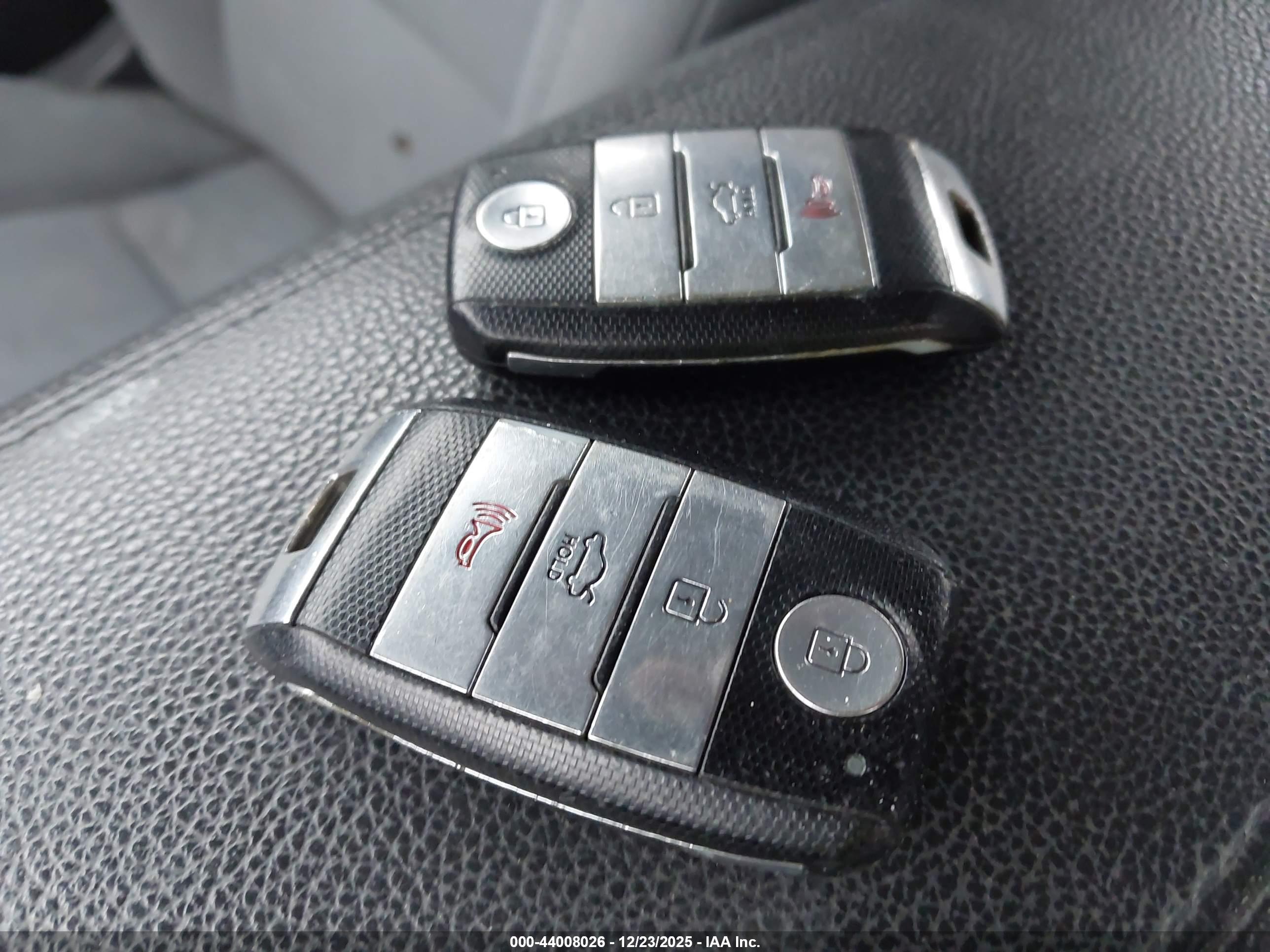 KIA OPTIMA image 11
