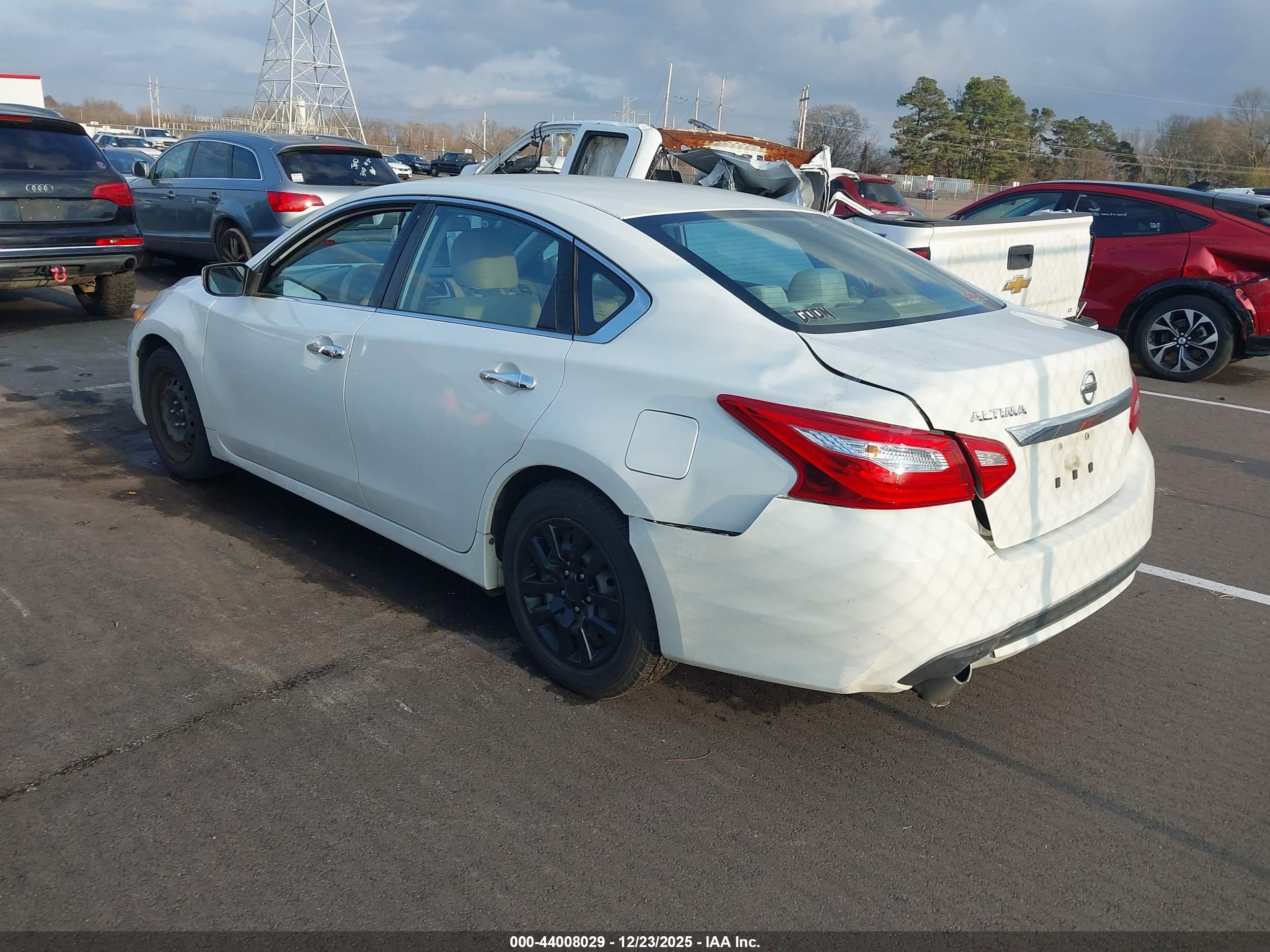 NISSAN ALTIMA image 3