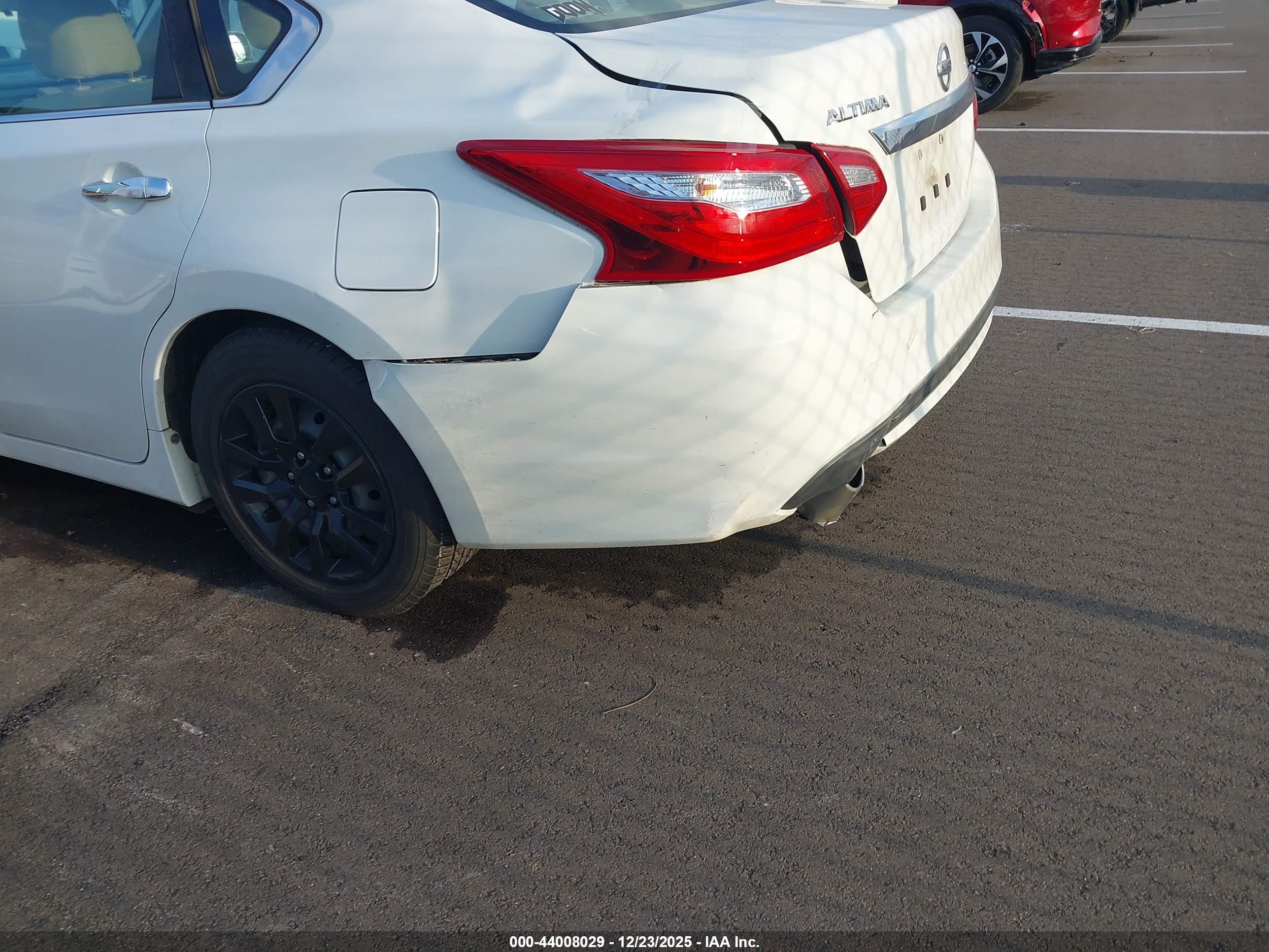 NISSAN ALTIMA image 6