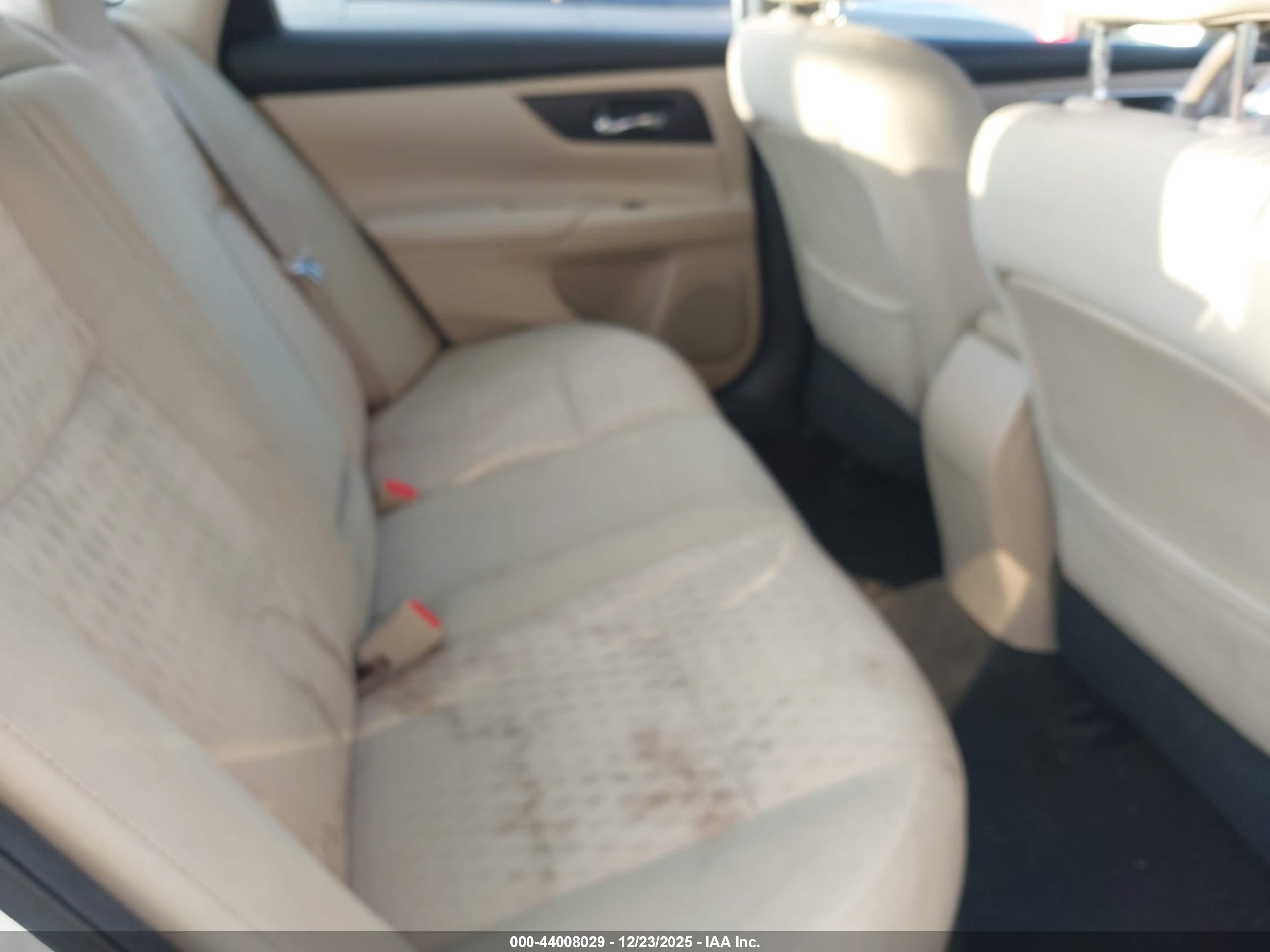 NISSAN ALTIMA image 8