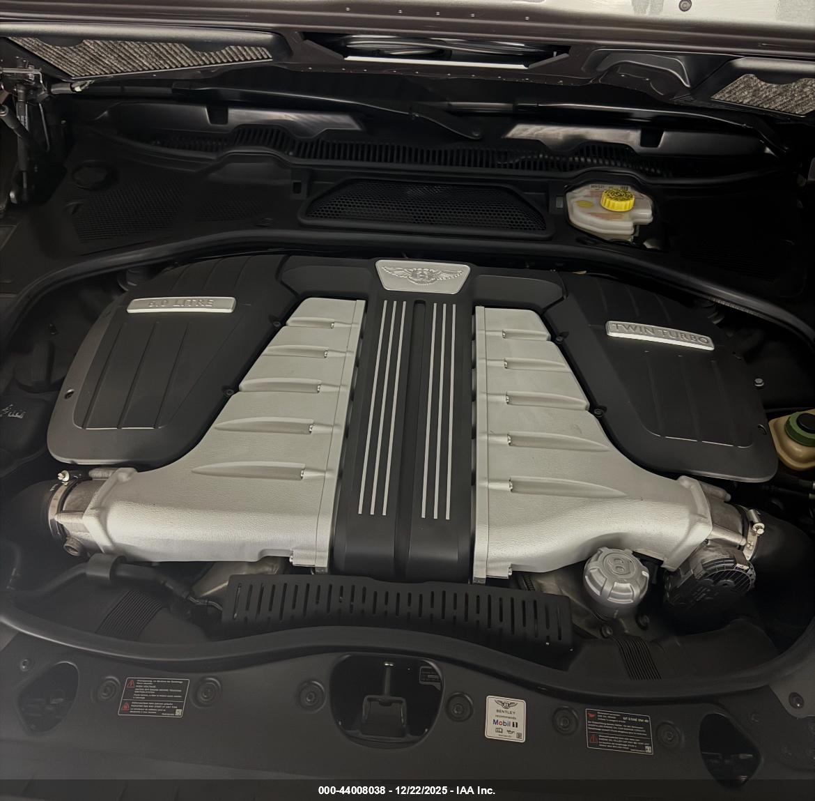 BENTLEY FLYING image 10