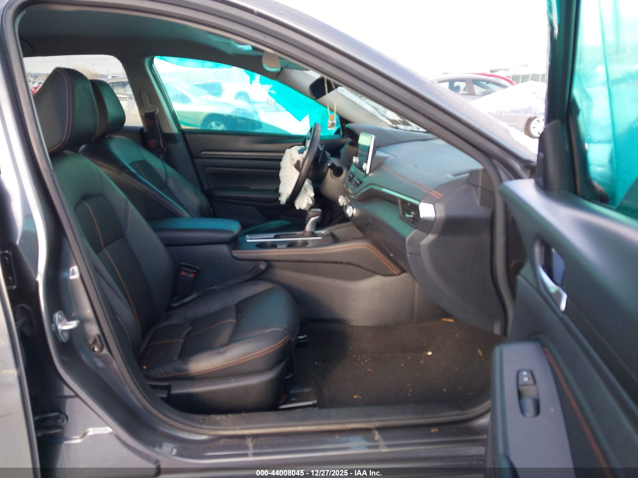 NISSAN ALTIMA image 5