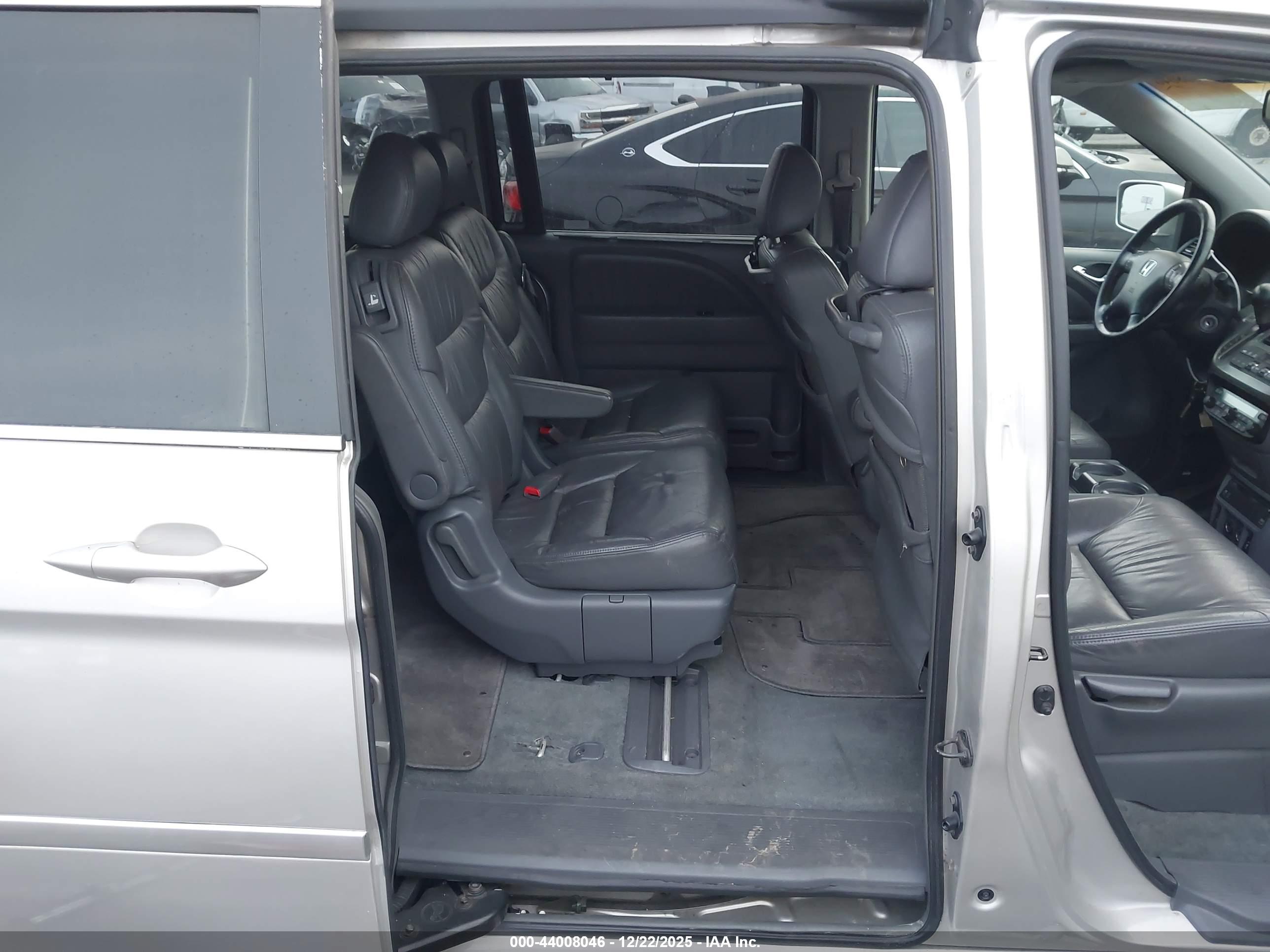 HONDA ODYSSEY image 8