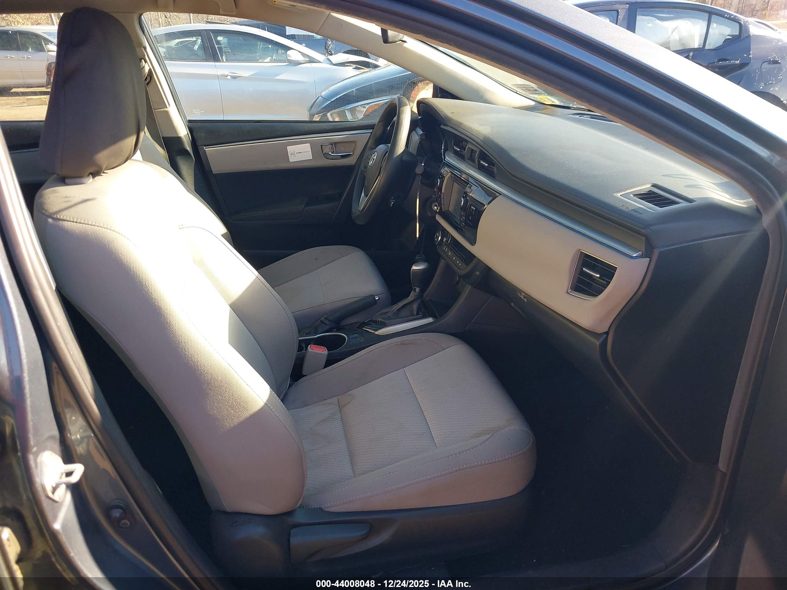 TOYOTA COROLLA image 5