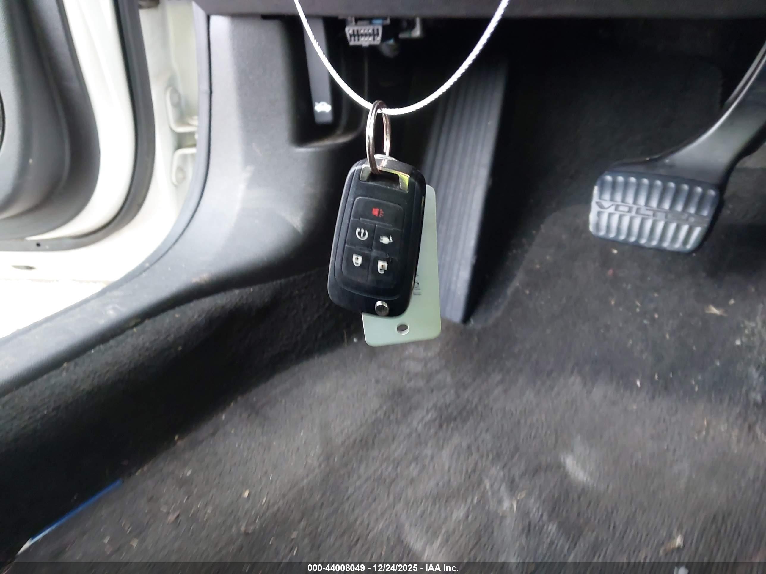 CHEVROLET VOLT image 11