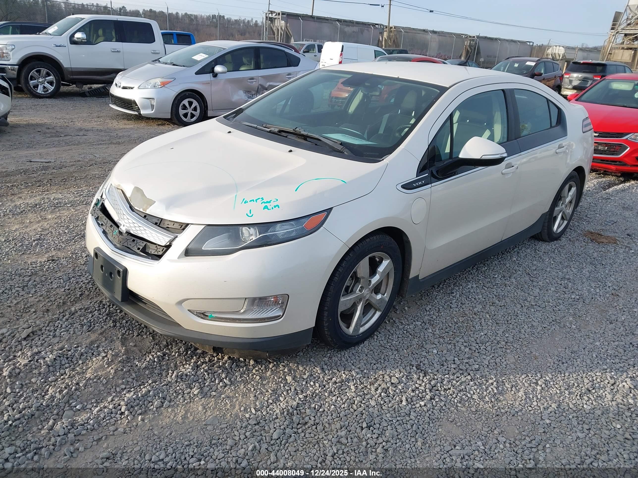 CHEVROLET VOLT image 2