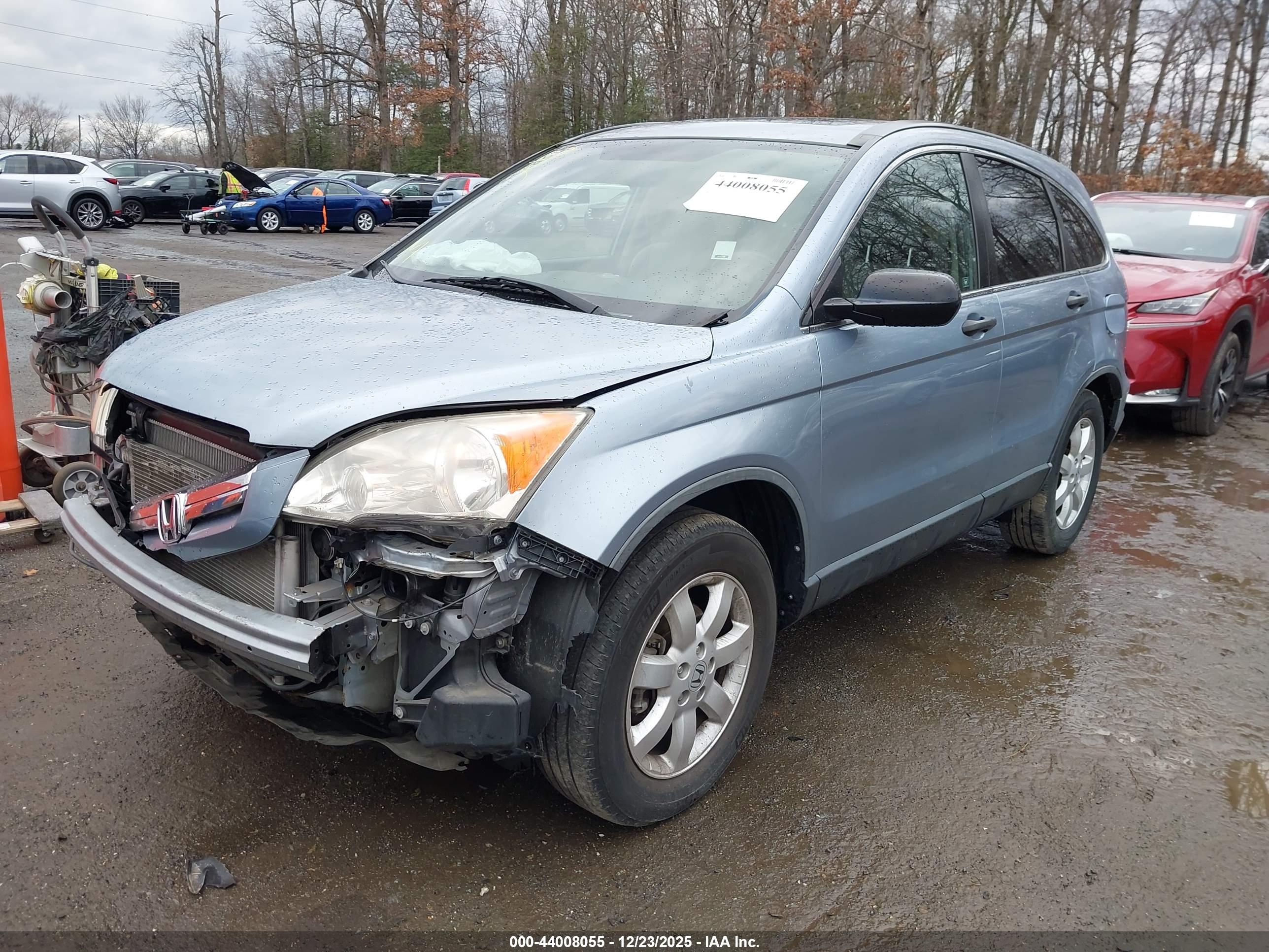HONDA CR-V image 2