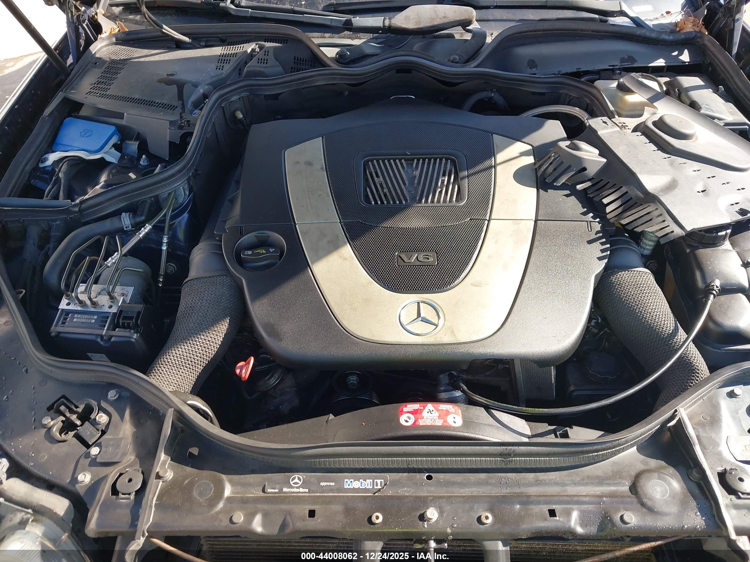 MERCEDES-BENZ E image 10