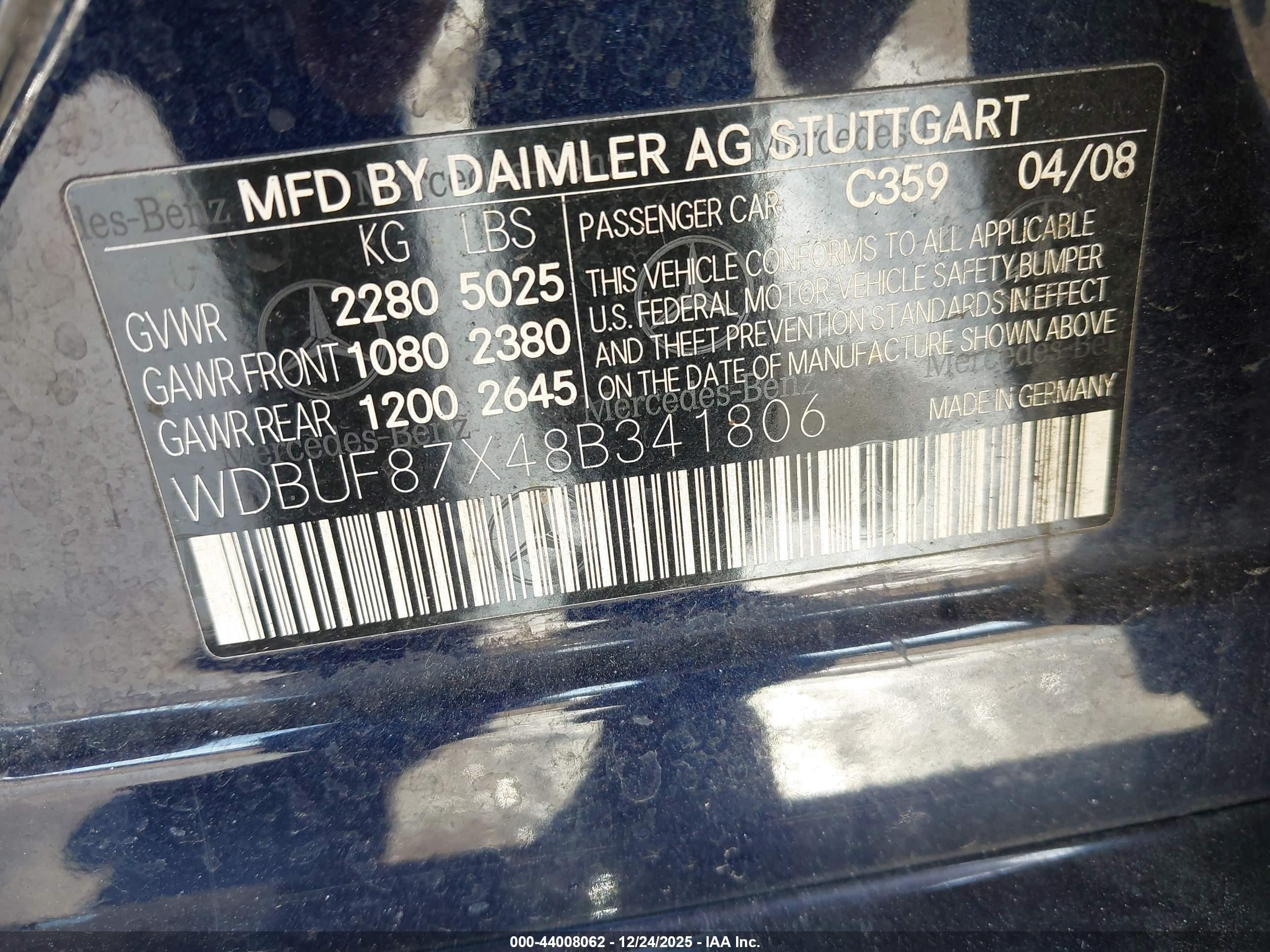 MERCEDES-BENZ E image 9