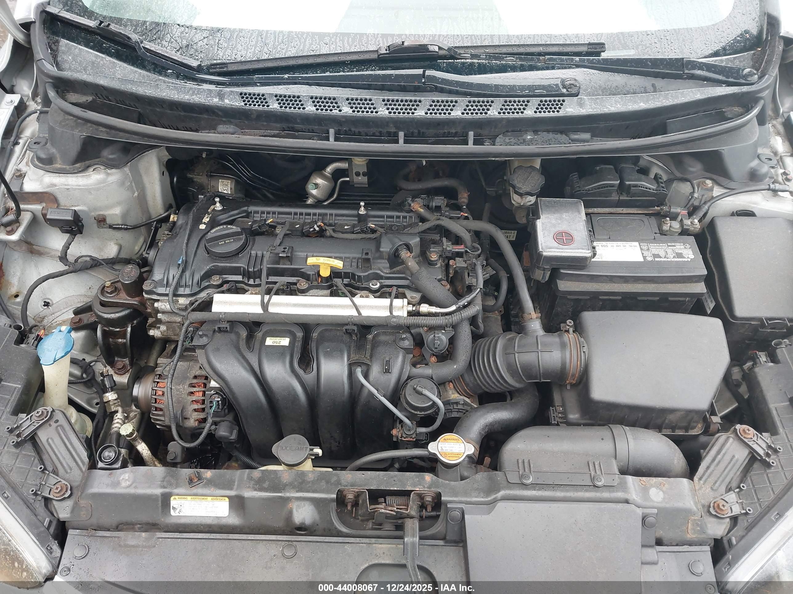 HYUNDAI ELANTRA image 10