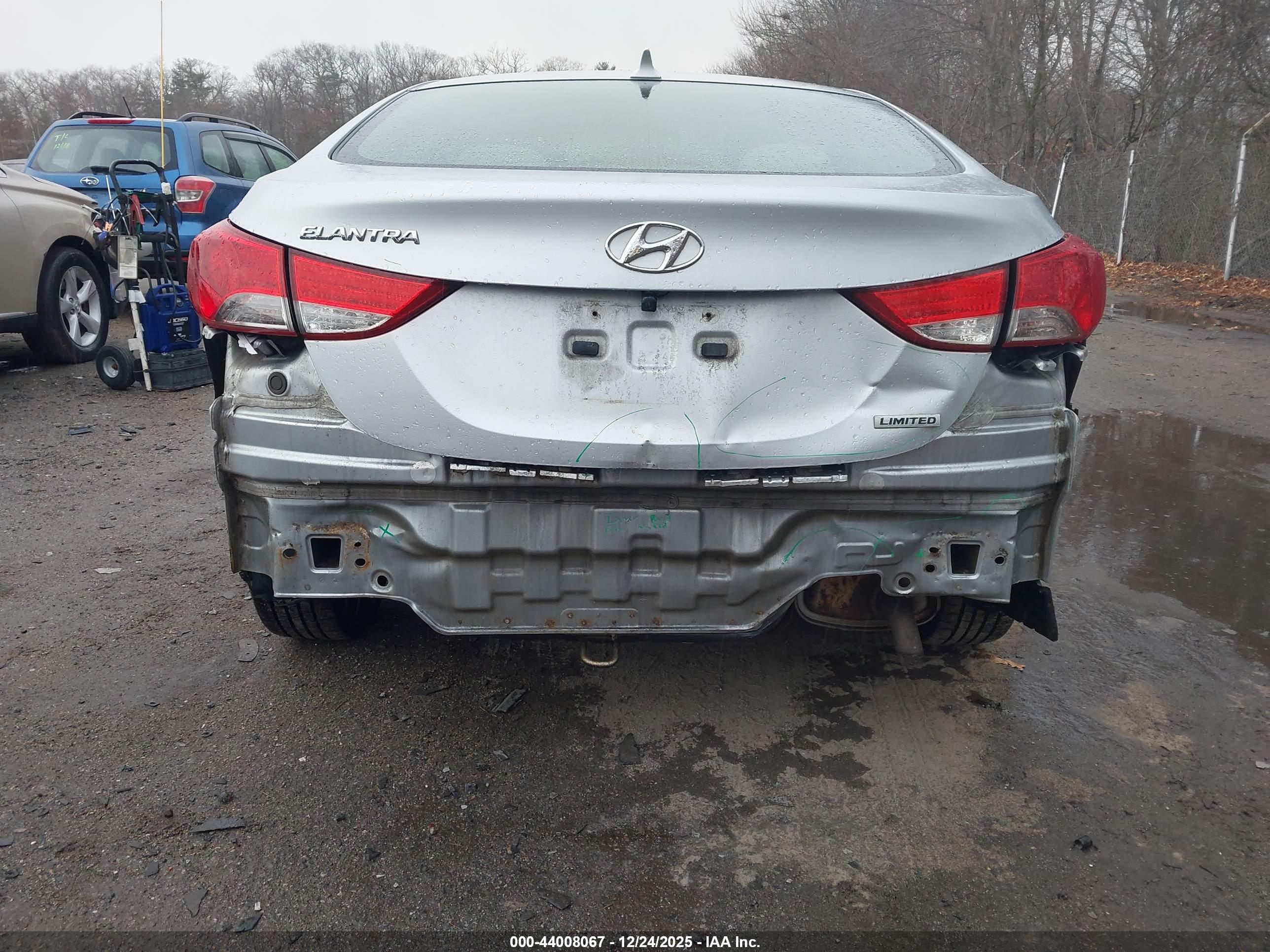 HYUNDAI ELANTRA image 6