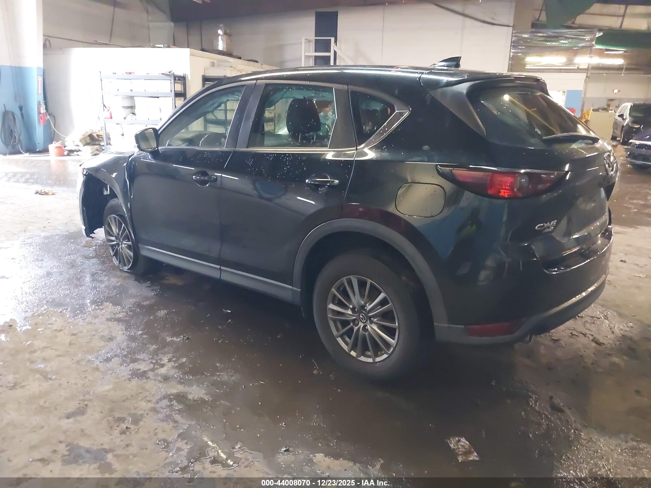 MAZDA CX-5 image 3