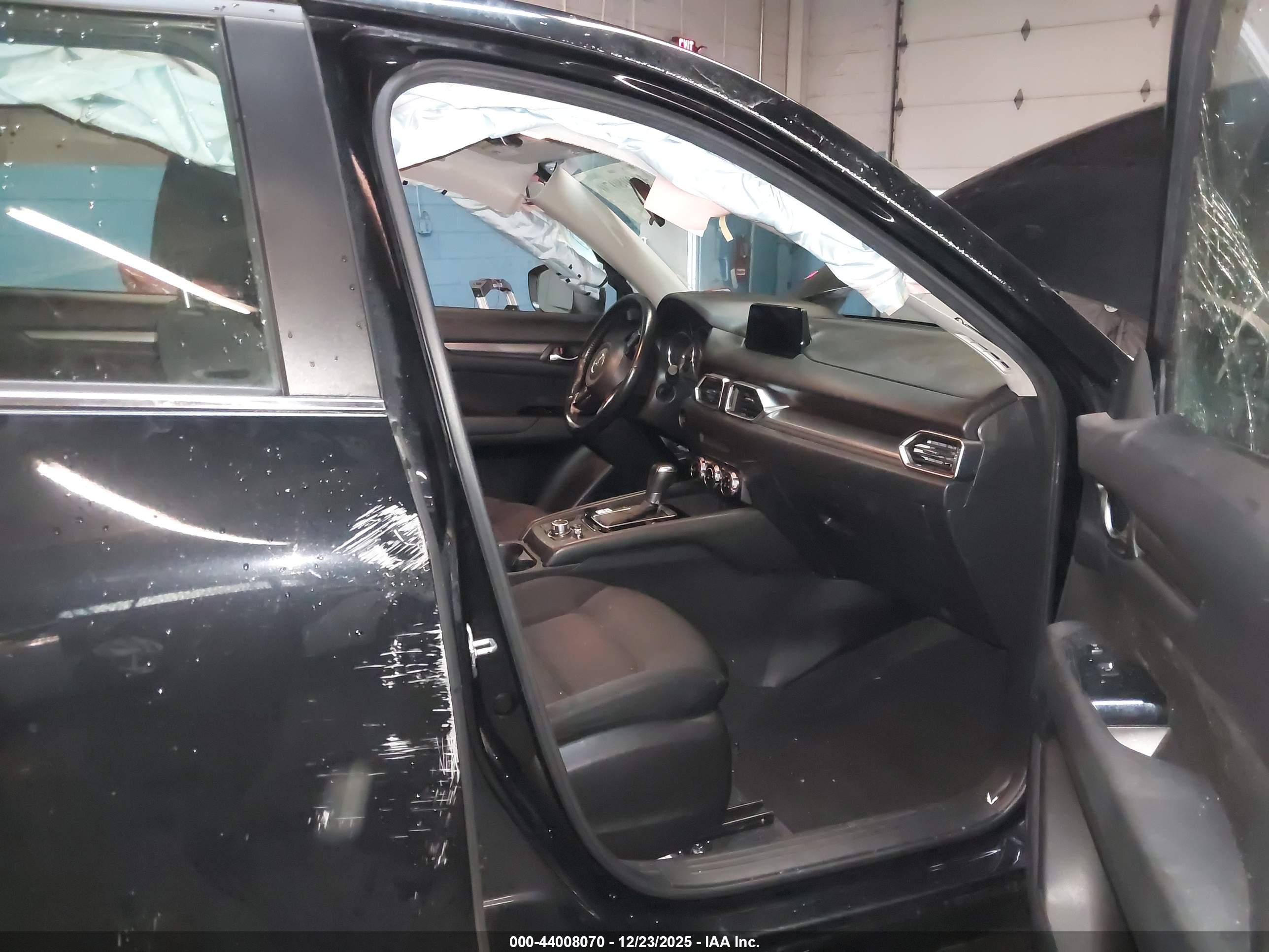 MAZDA CX-5 image 5