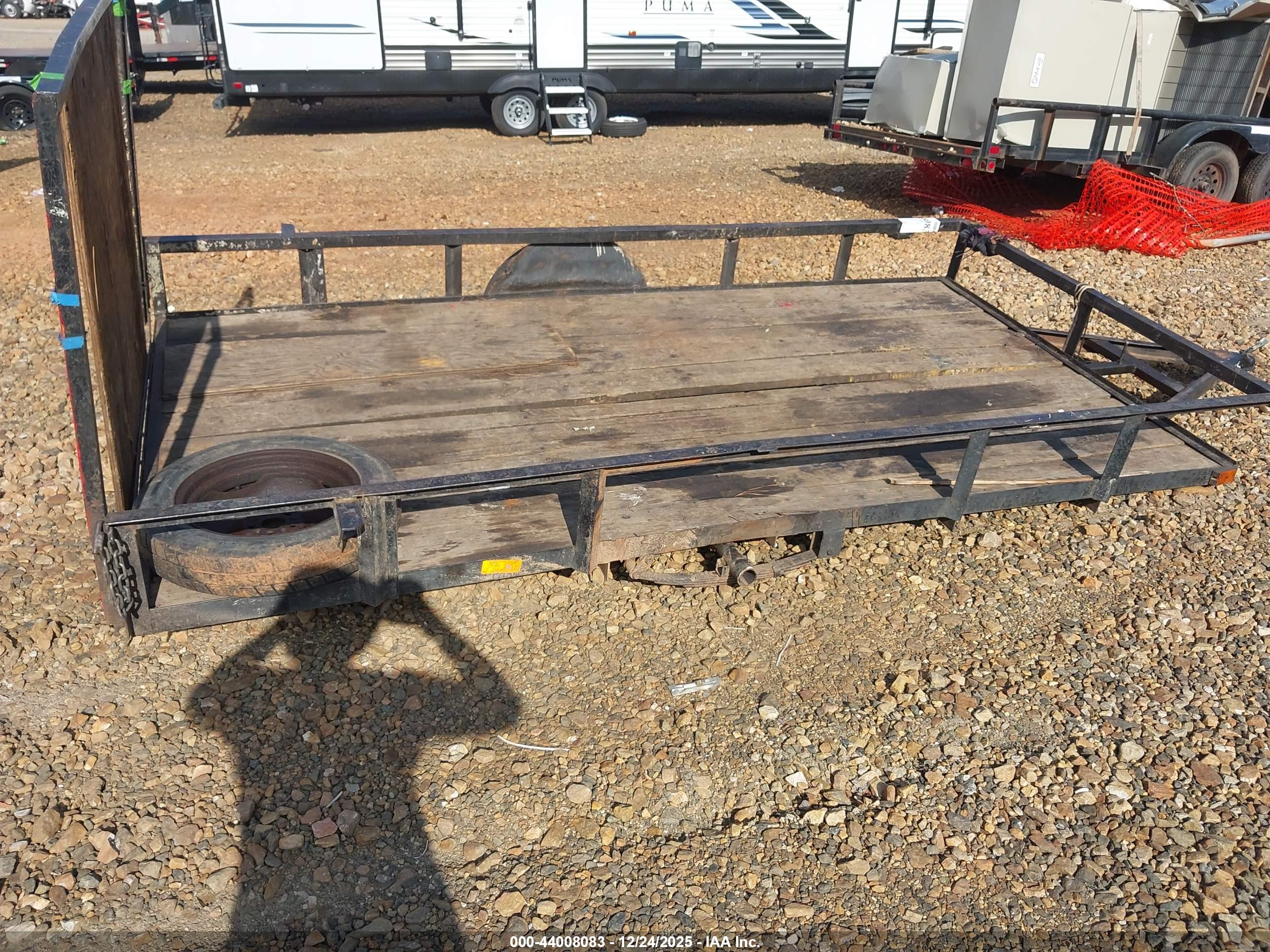 HOMEMADE TRAILER image 6