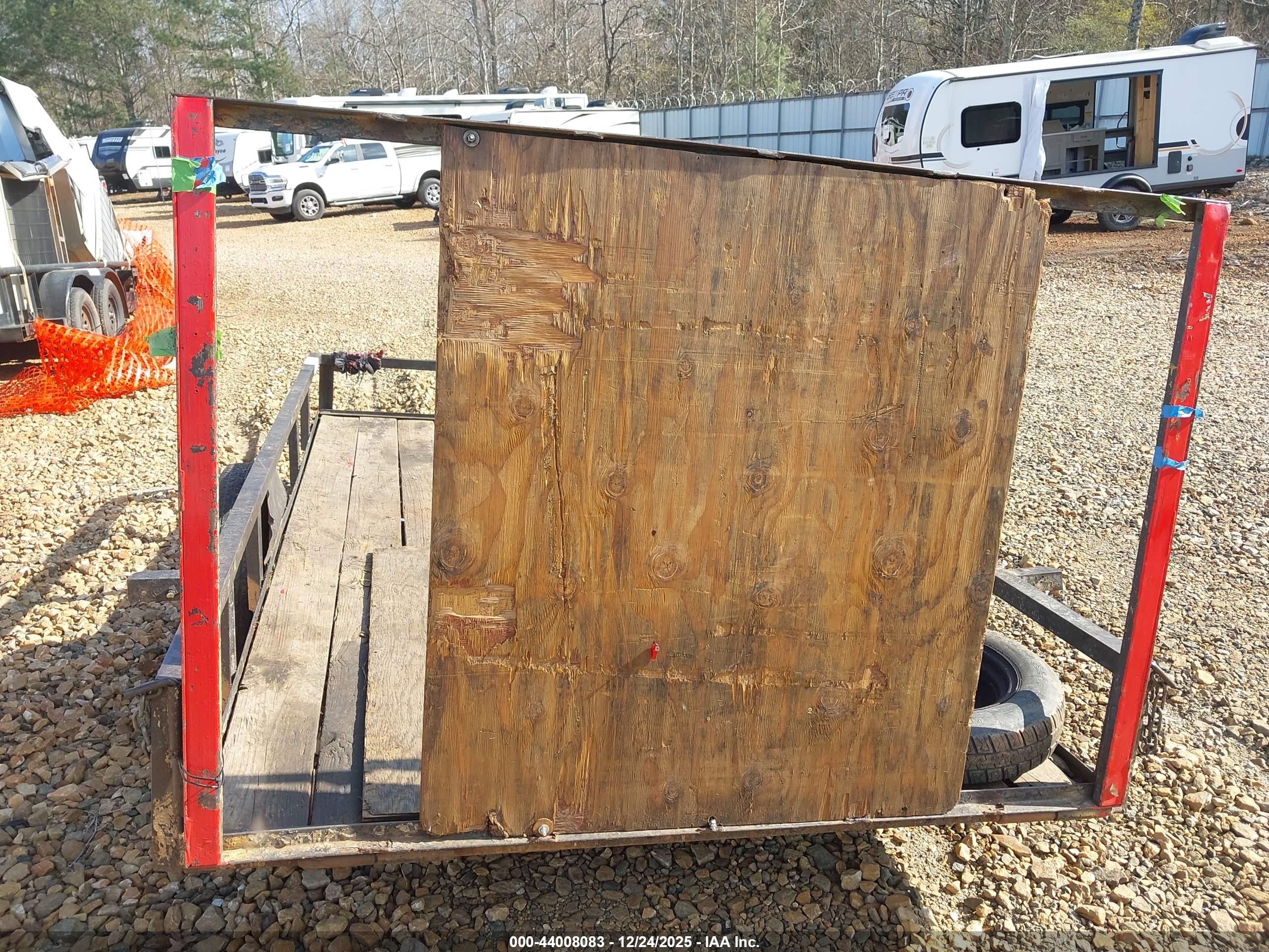 HOMEMADE TRAILER image 8