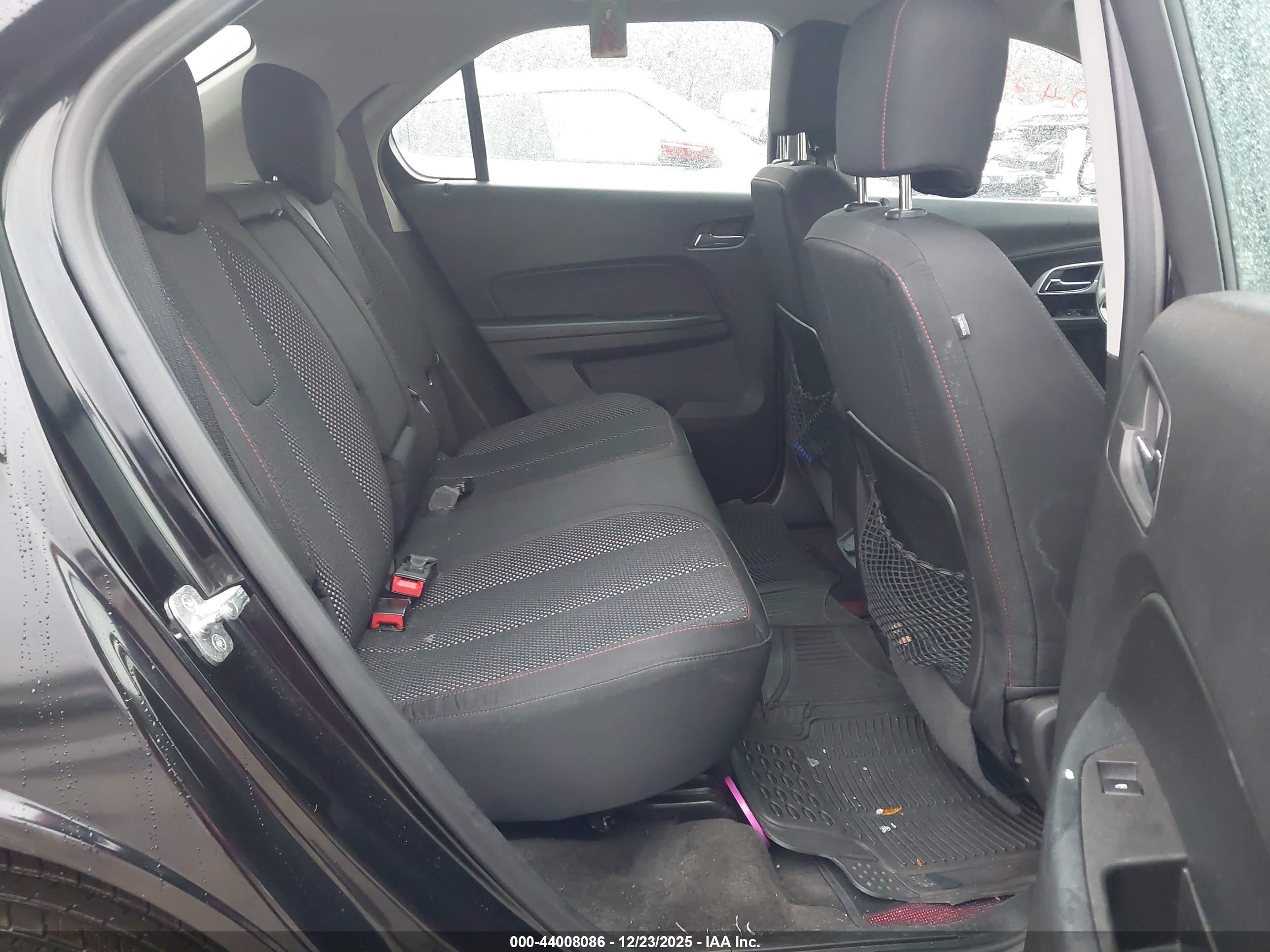 CHEVROLET EQUINOX image 8
