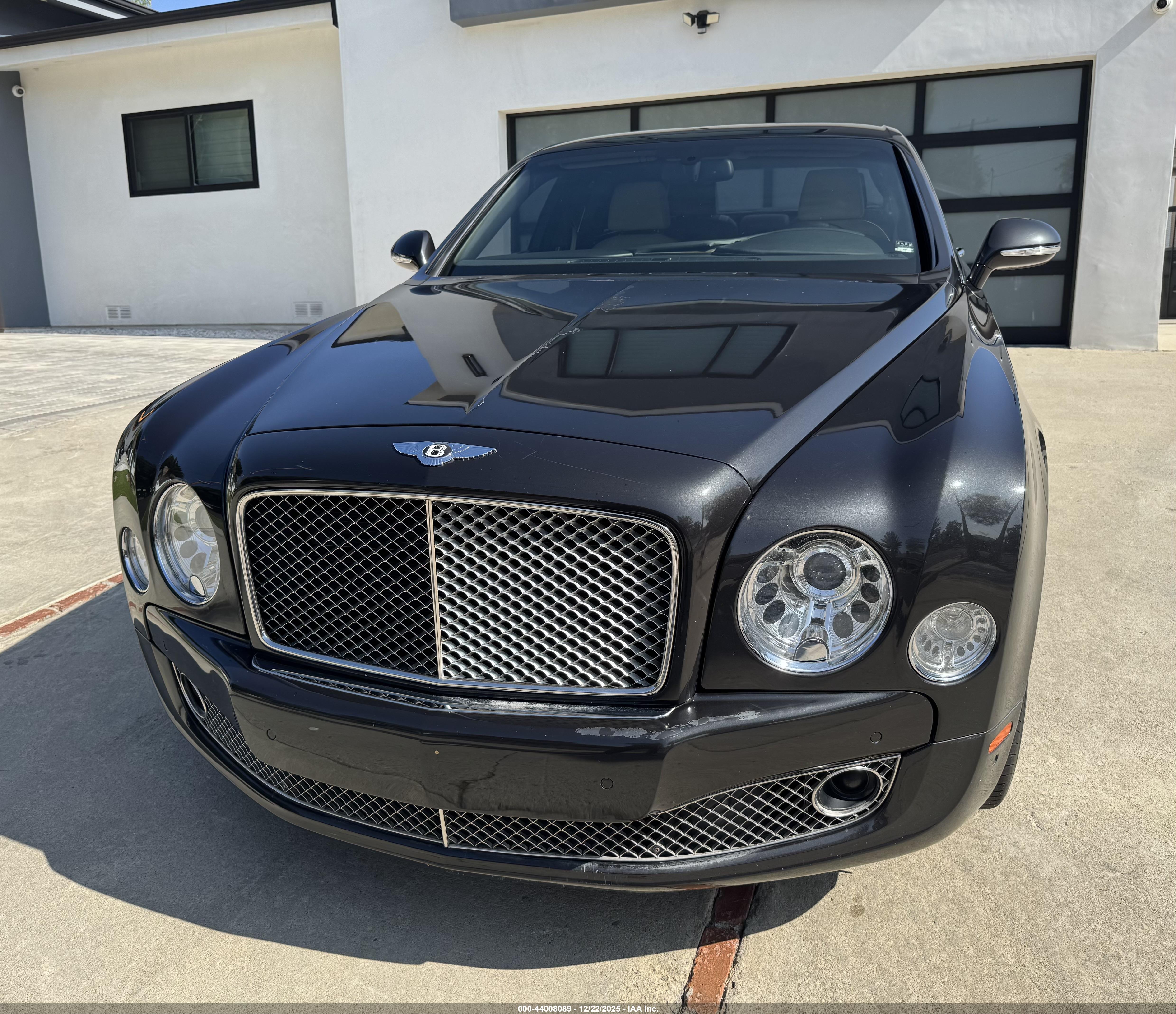 BENTLEY MULSANNE image 2