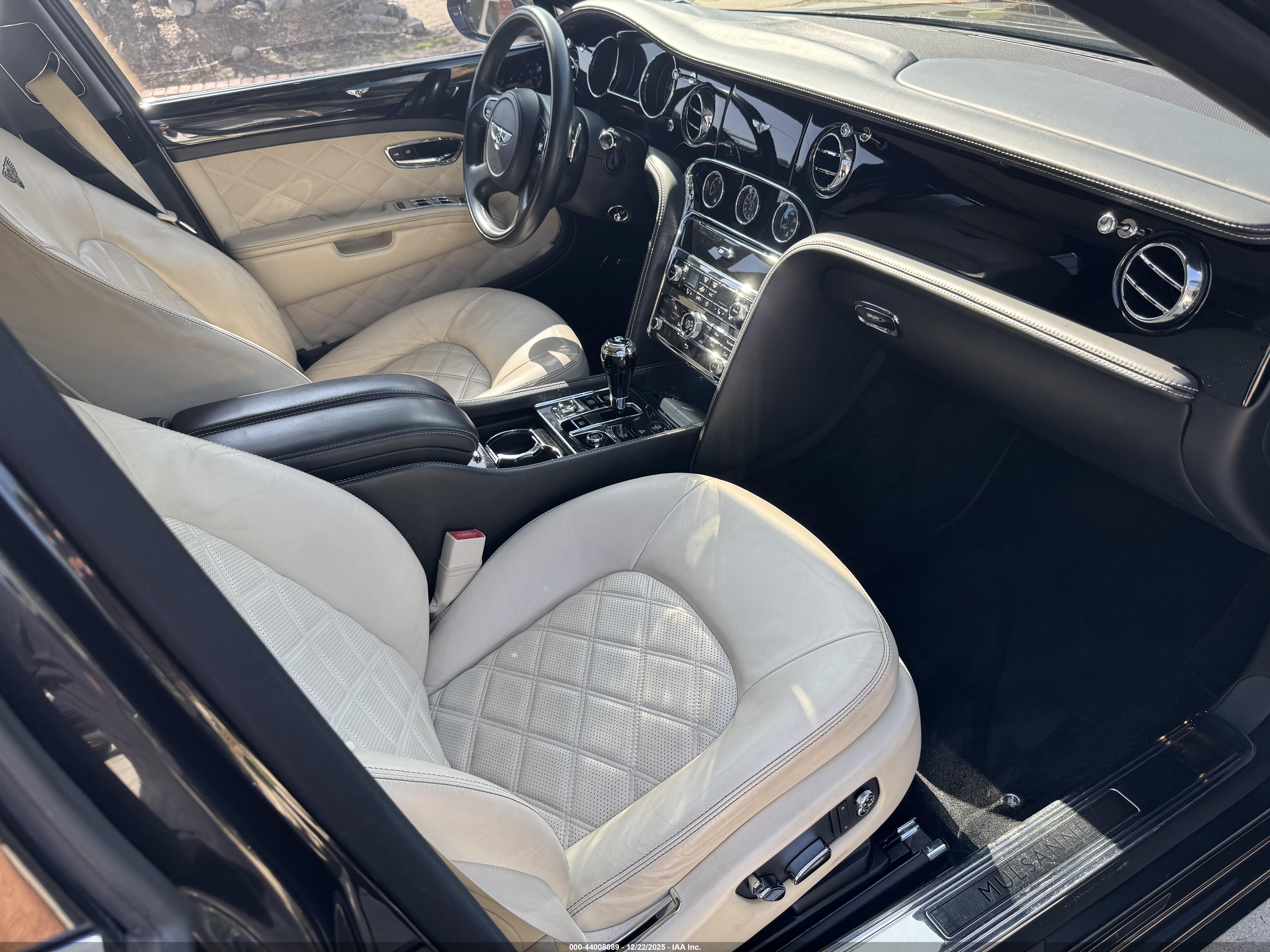 BENTLEY MULSANNE image 5
