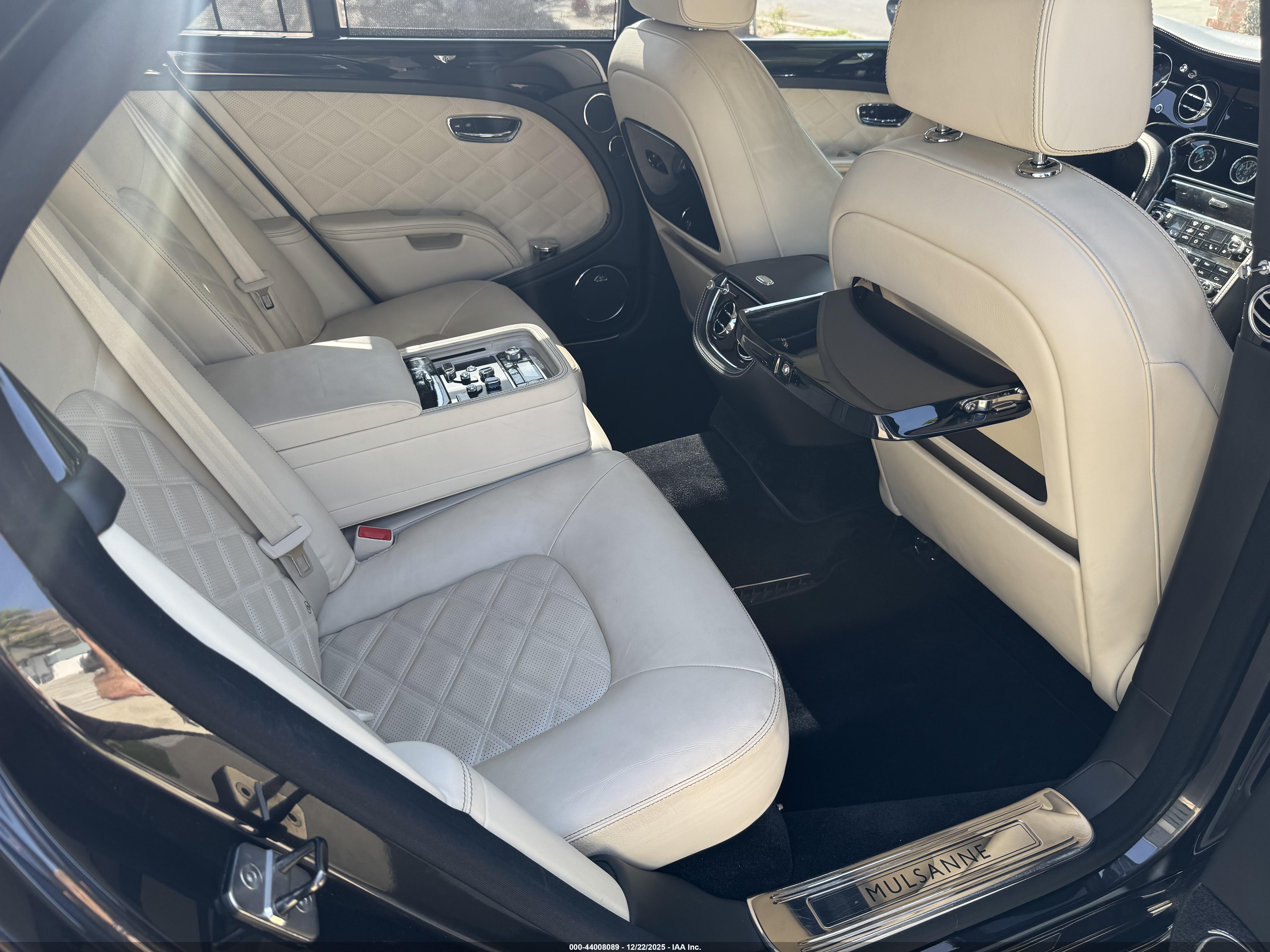 BENTLEY MULSANNE image 8