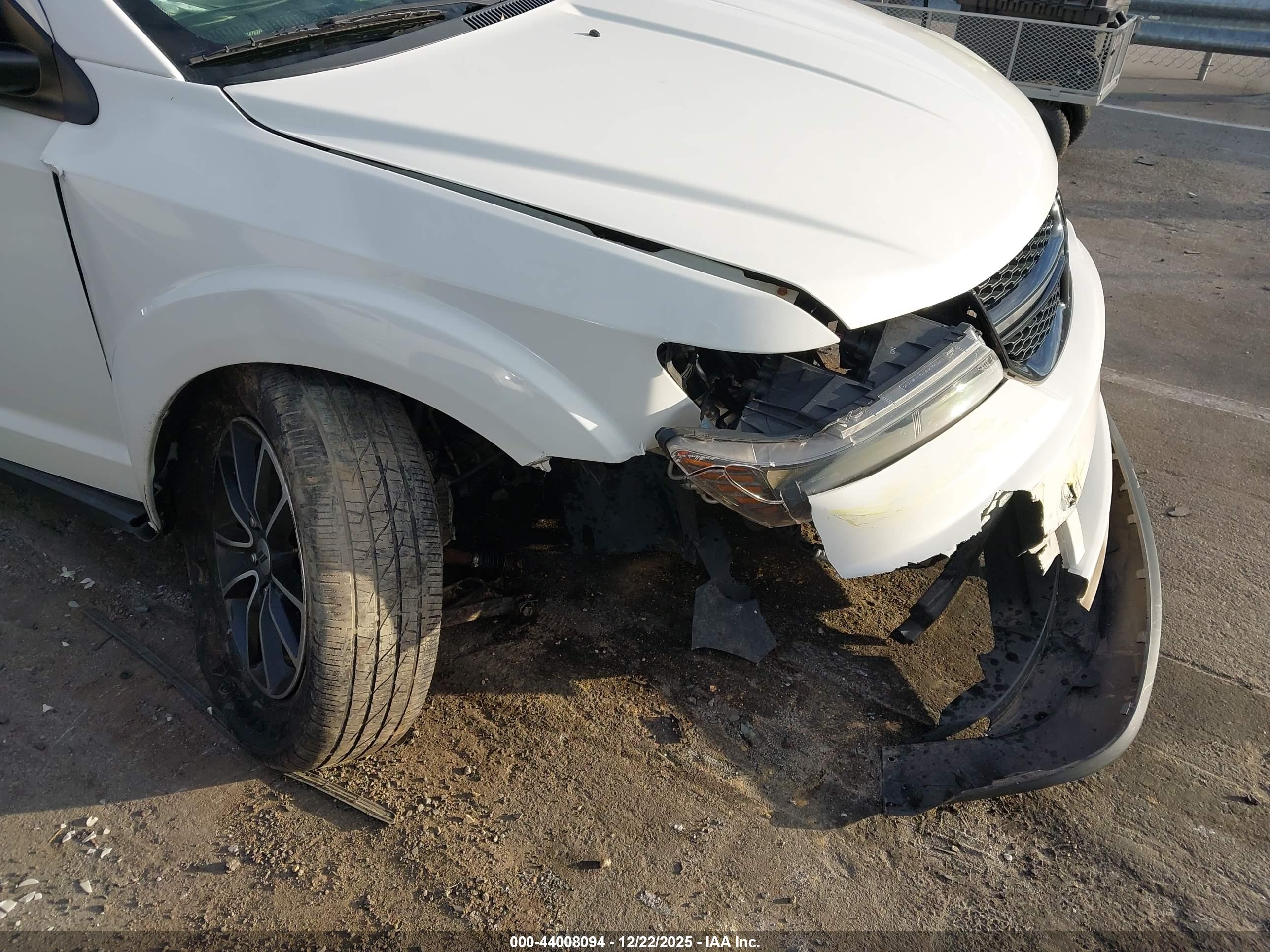 DODGE JOURNEY image 6