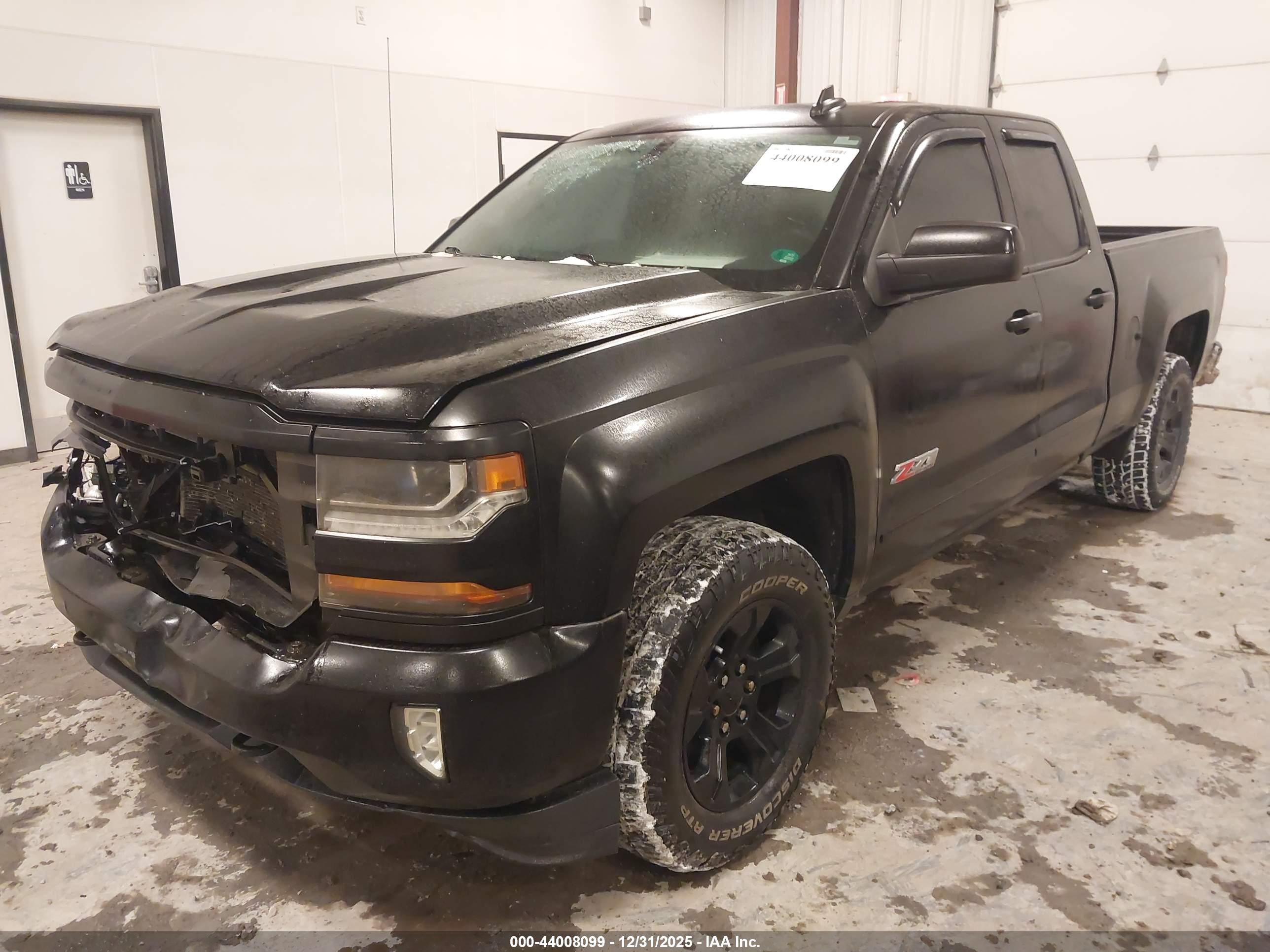 CHEVROLET SILVERADO image 2