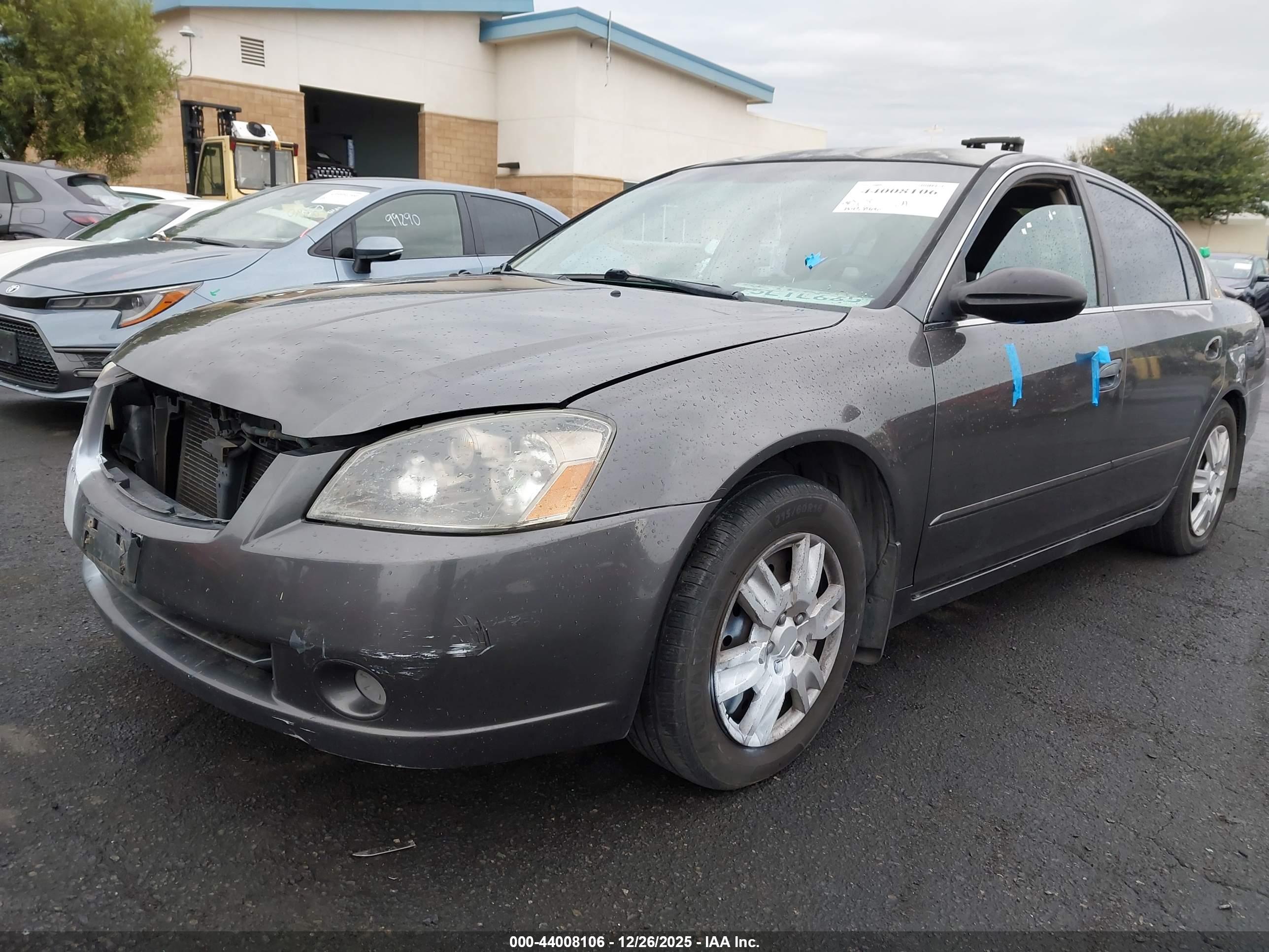 NISSAN ALTIMA image 2