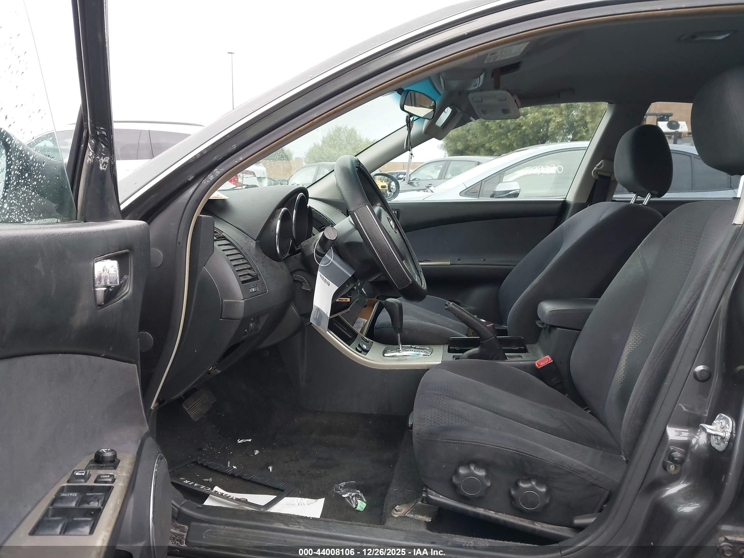 NISSAN ALTIMA image 5