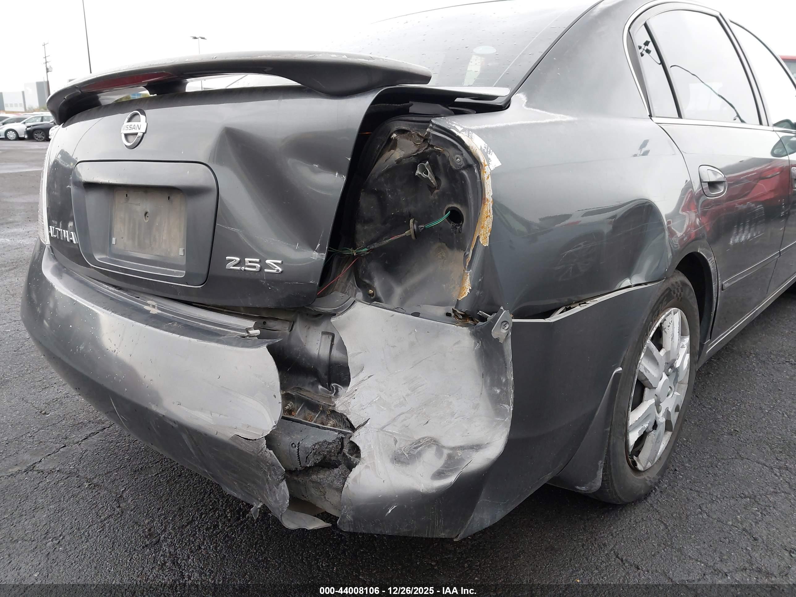 NISSAN ALTIMA image 6