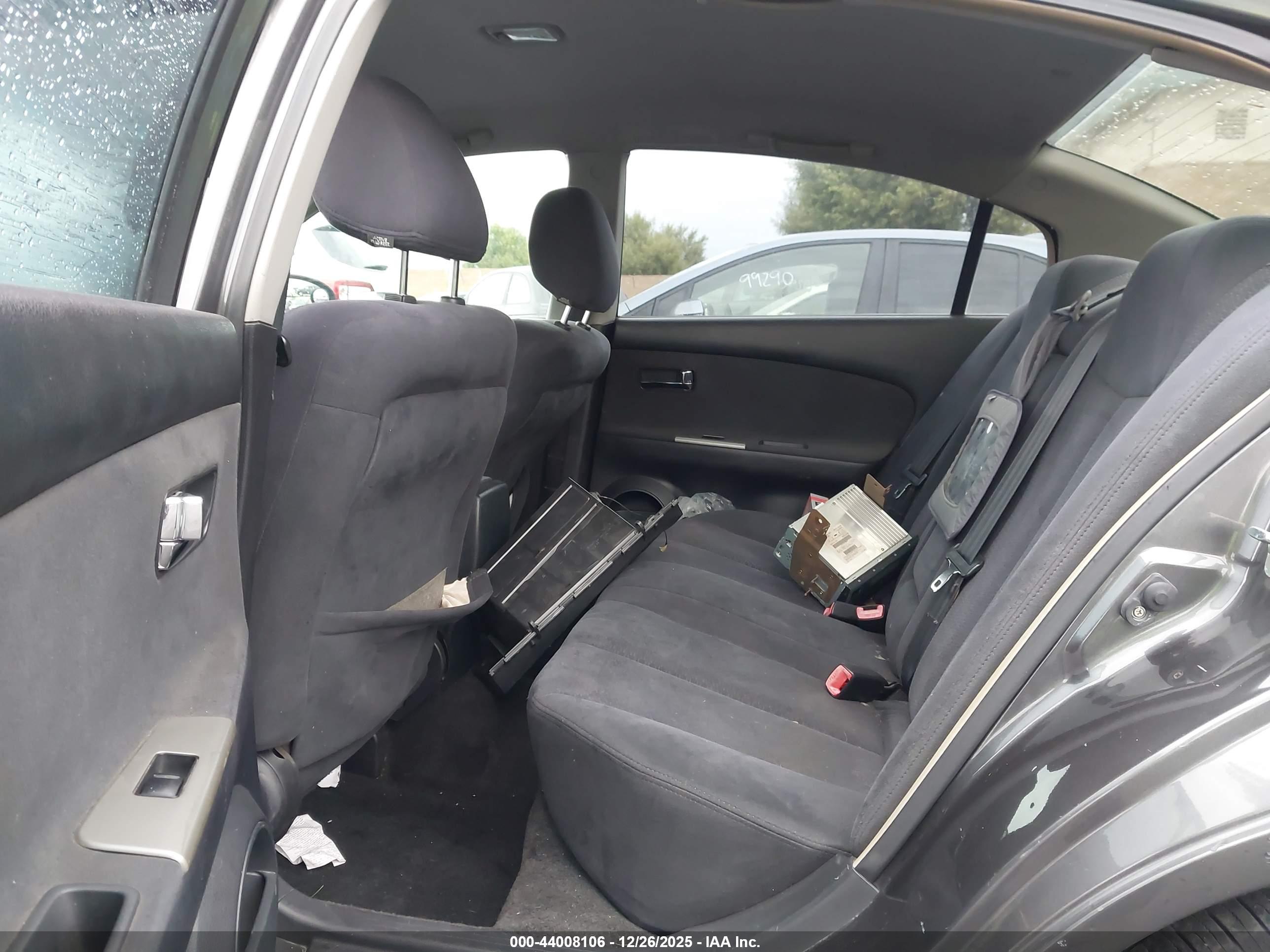 NISSAN ALTIMA image 8