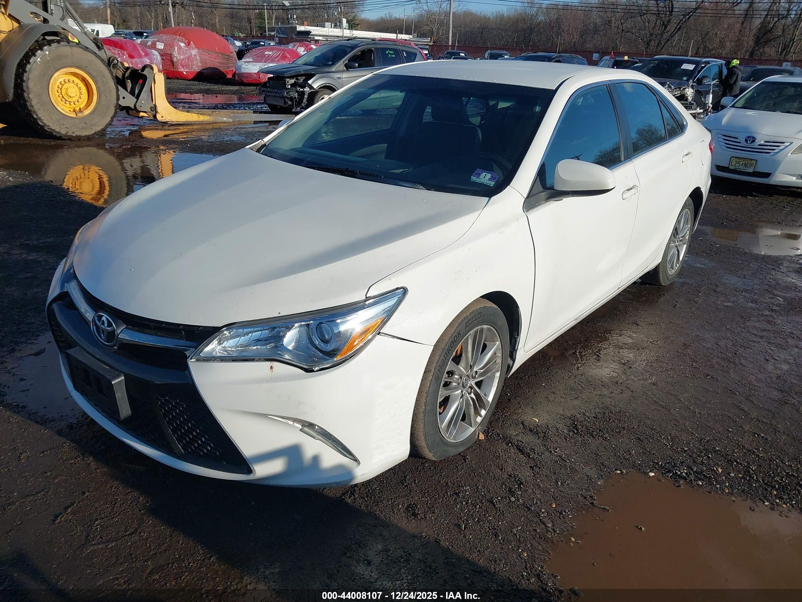 TOYOTA CAMRY image 6