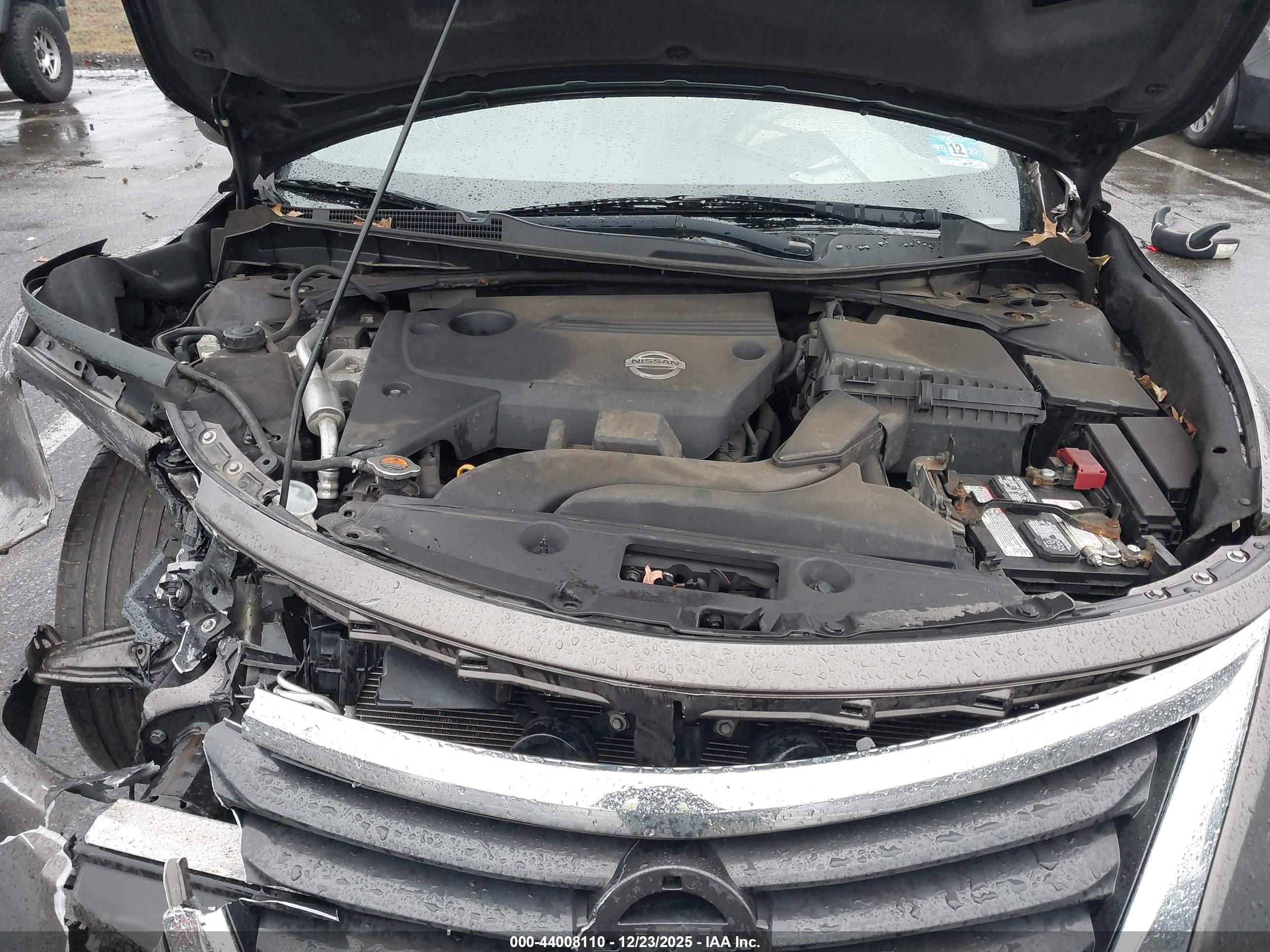NISSAN ALTIMA image 10