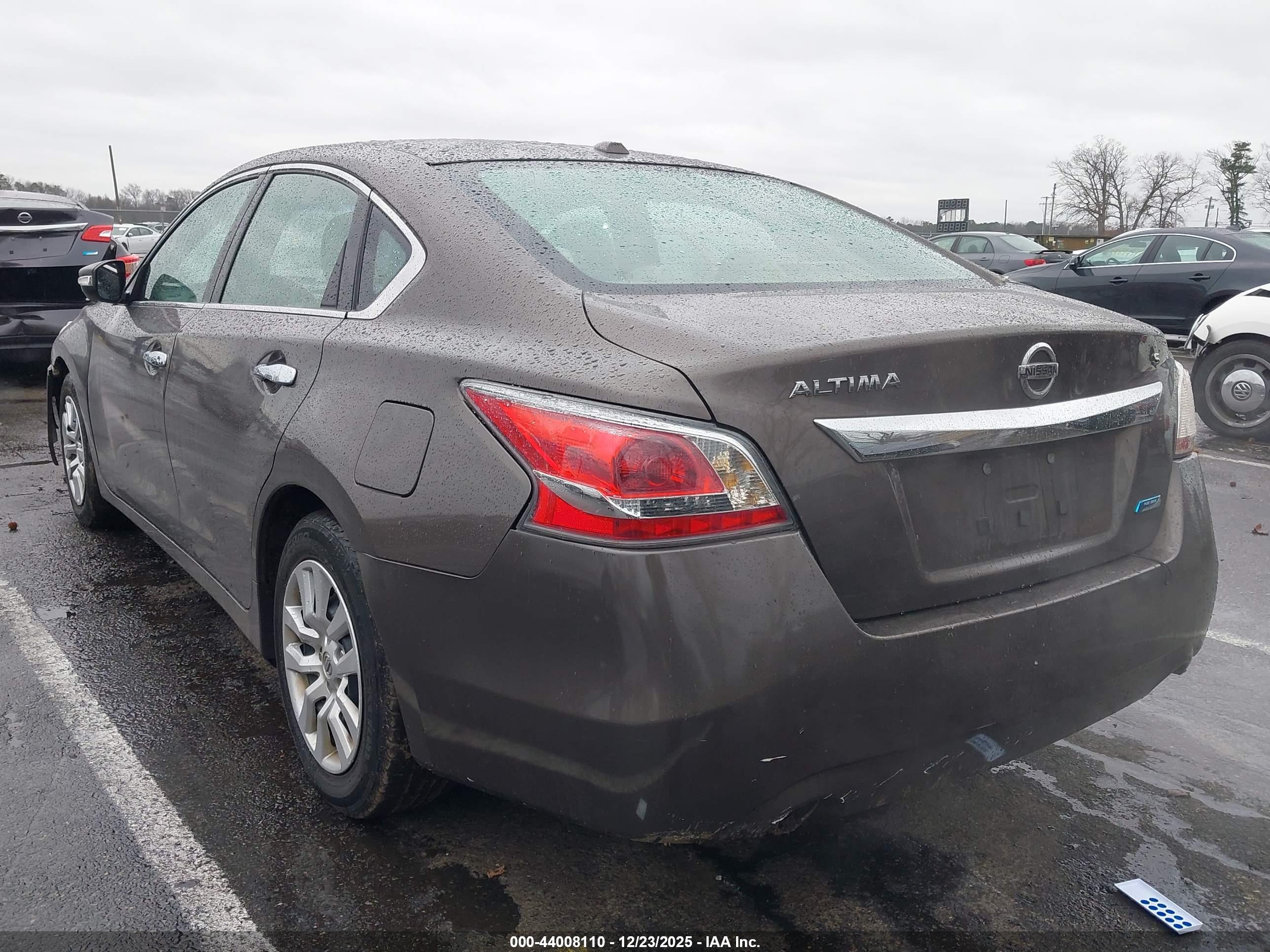 NISSAN ALTIMA image 3