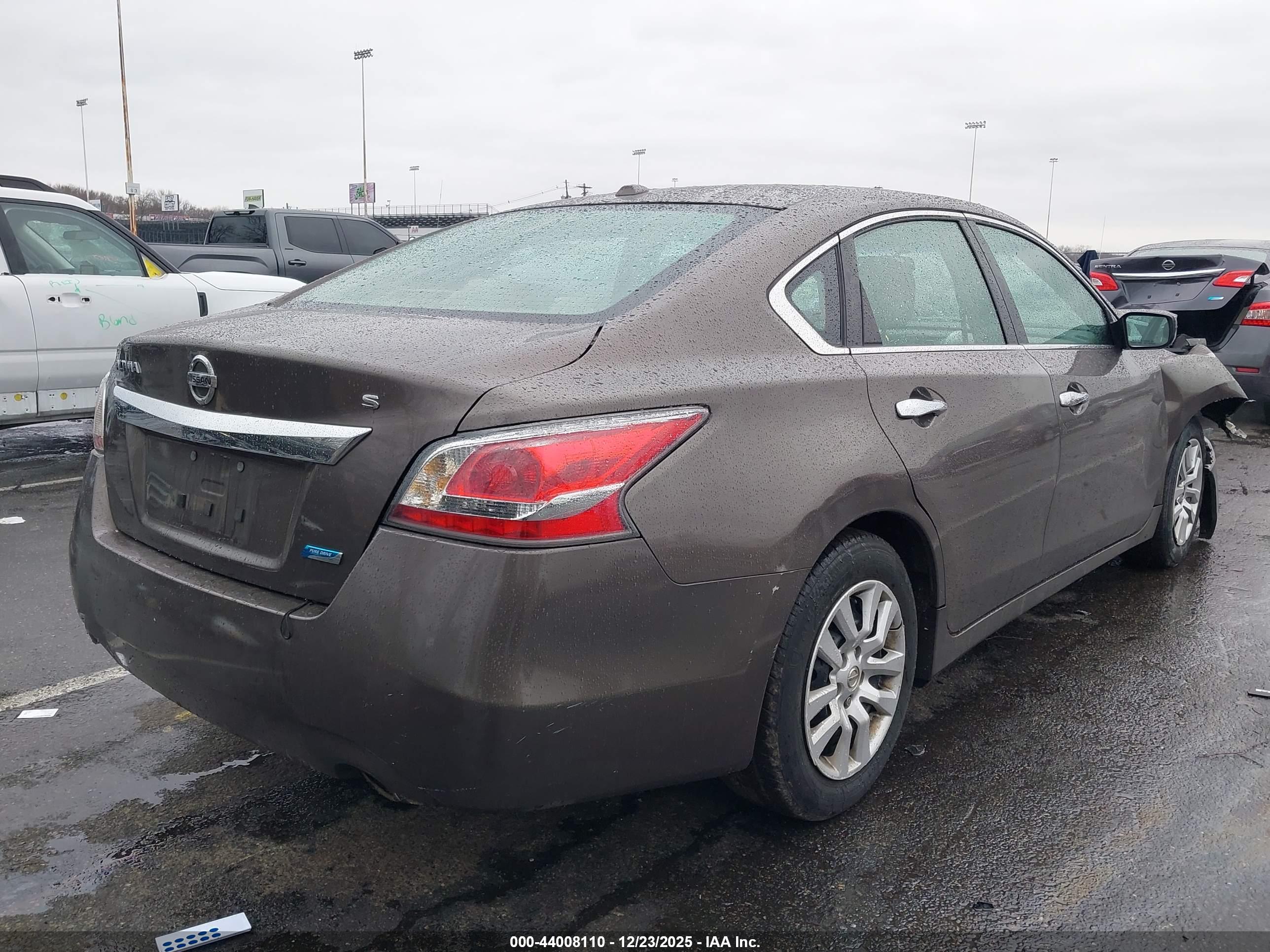 NISSAN ALTIMA image 4