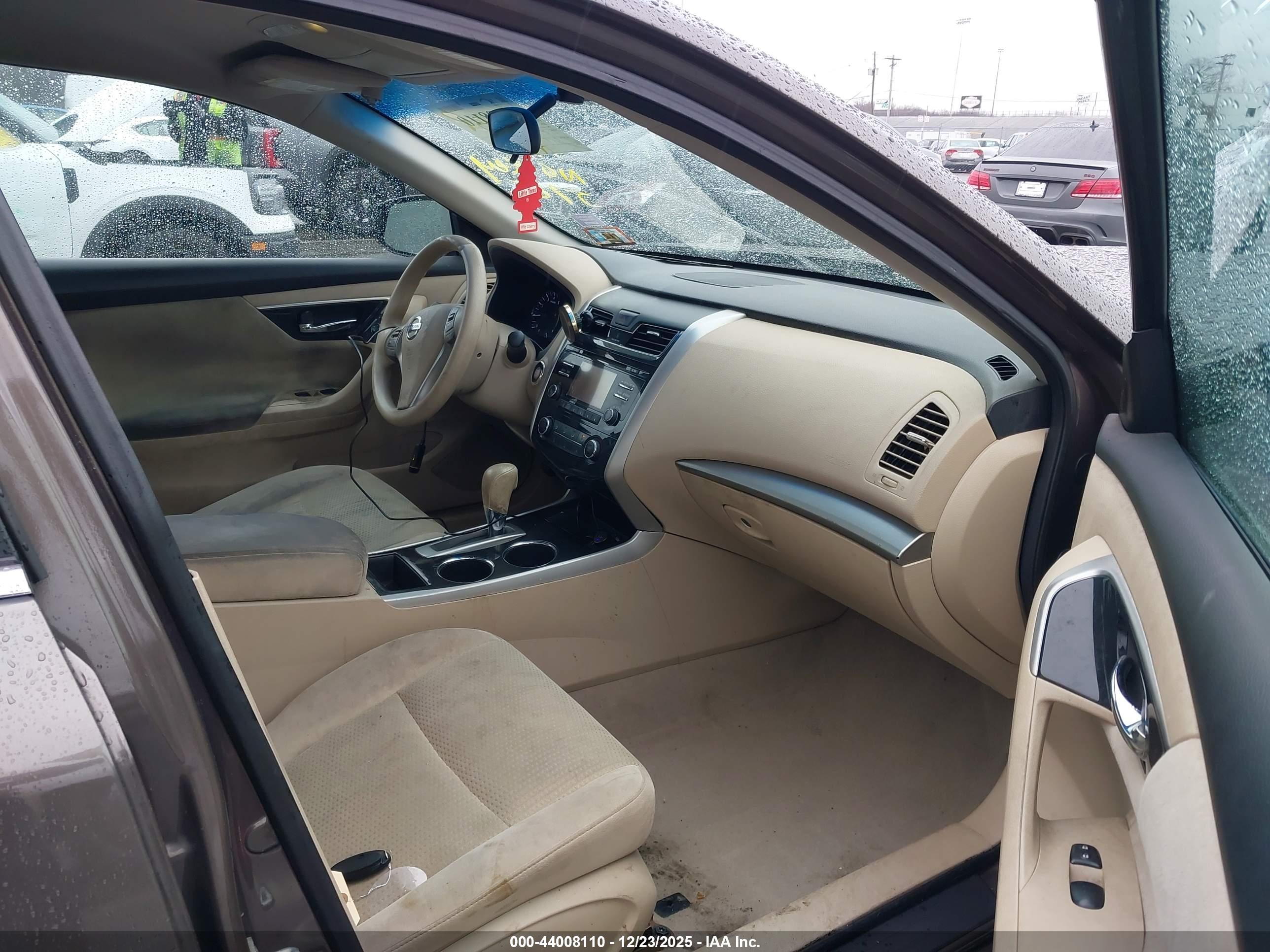 NISSAN ALTIMA image 5