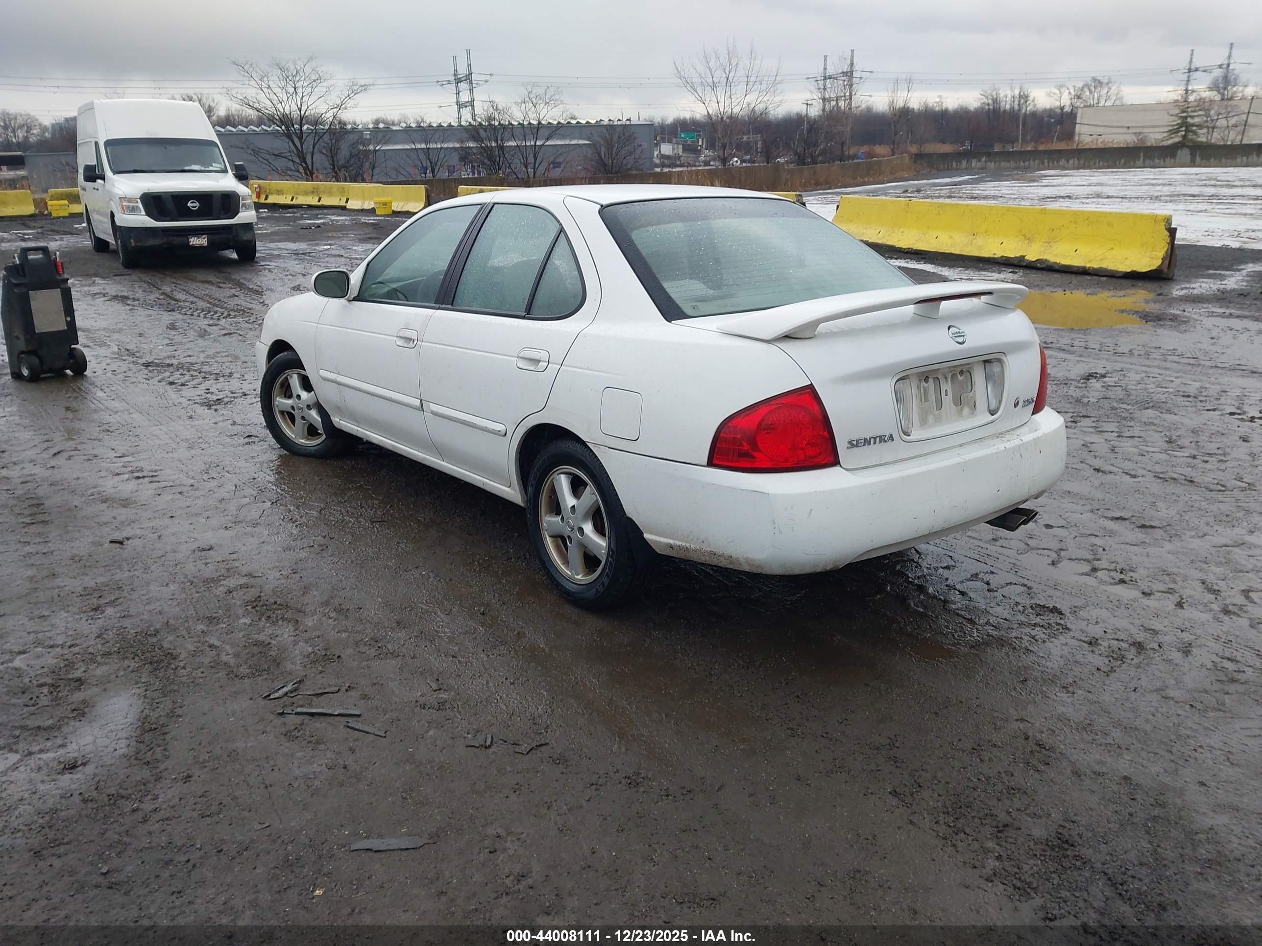NISSAN SENTRA image 3