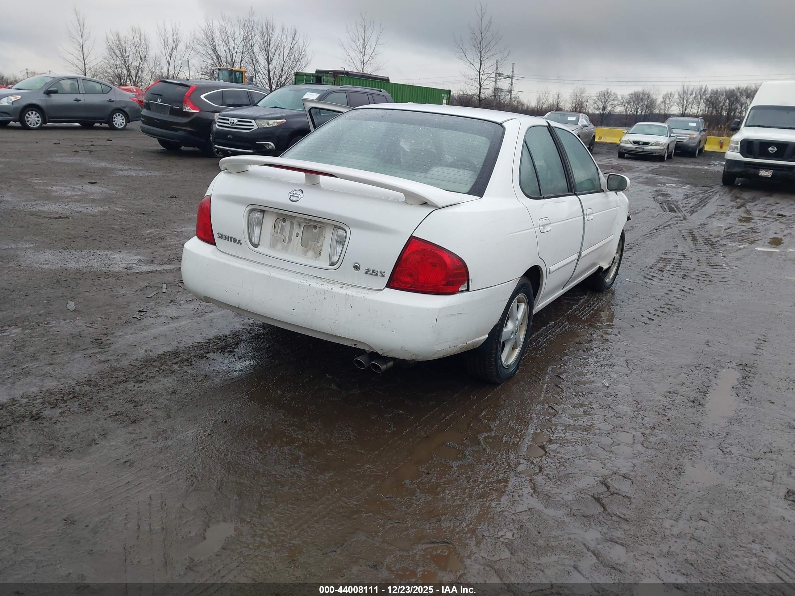NISSAN SENTRA image 4
