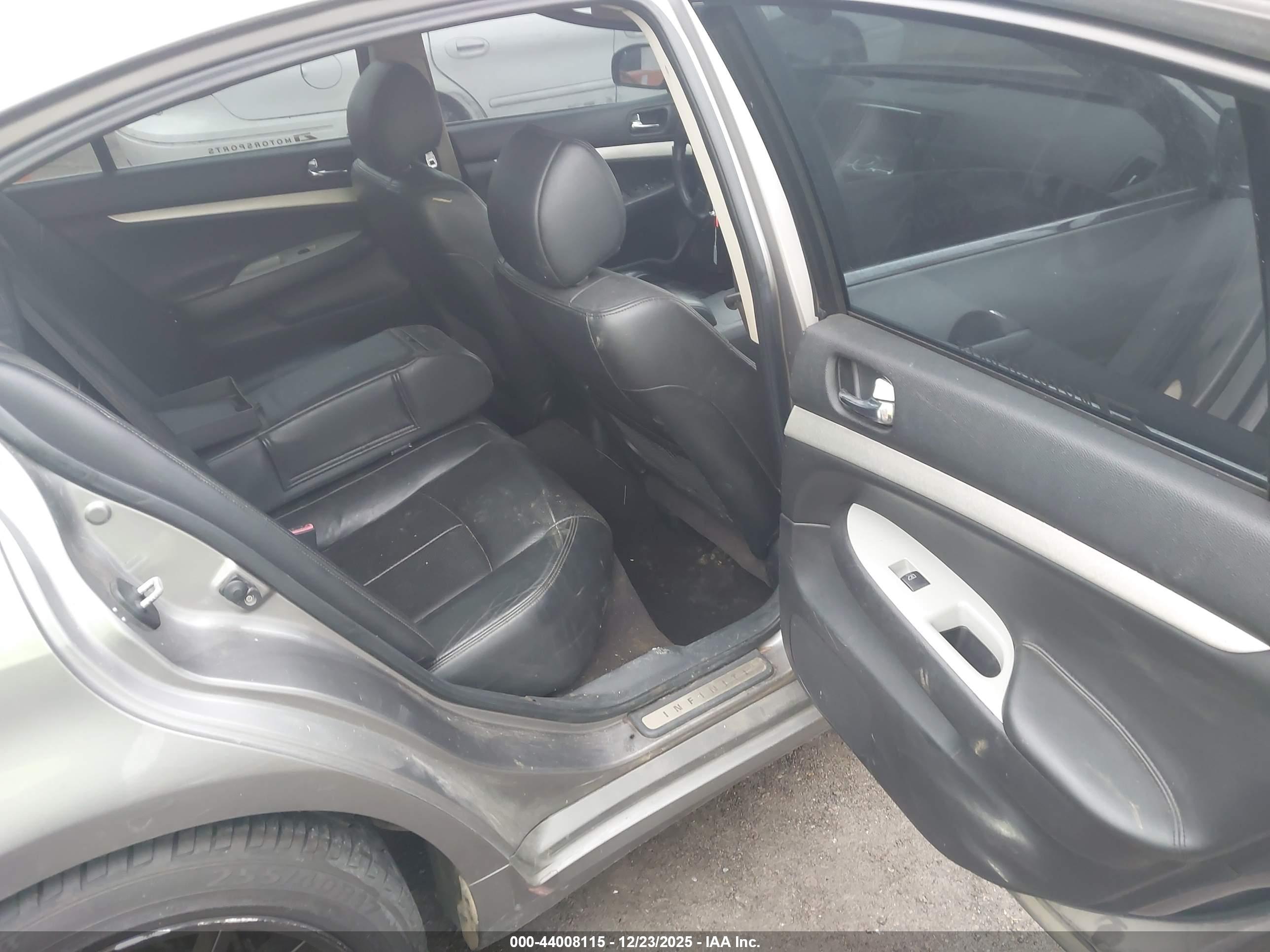 INFINITI G35X image 8