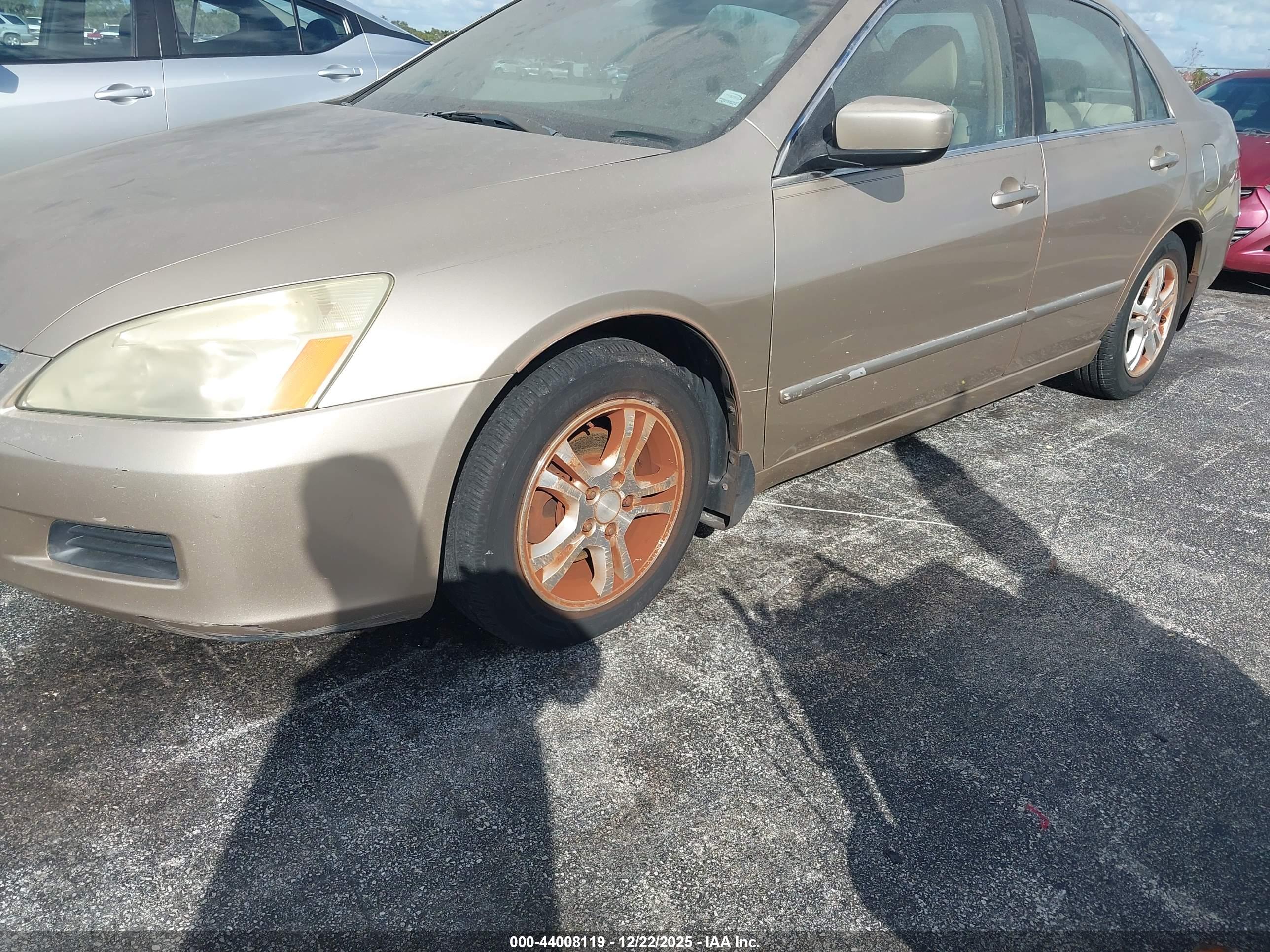 HONDA ACCORD image 6