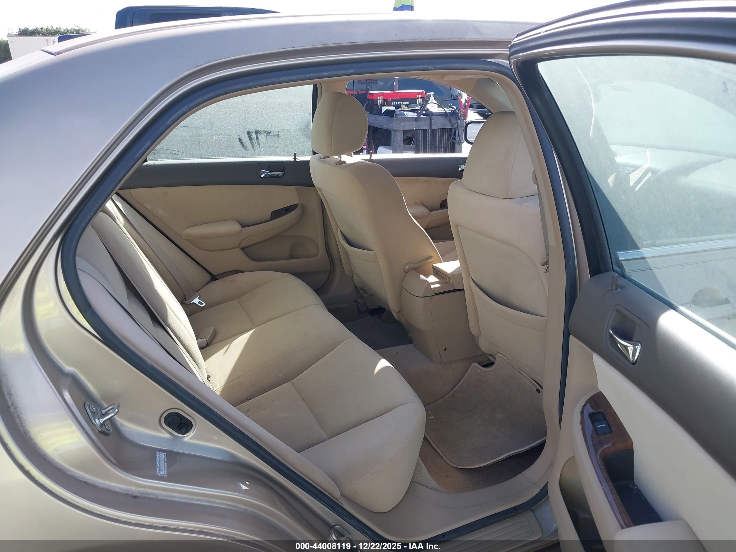 HONDA ACCORD image 8