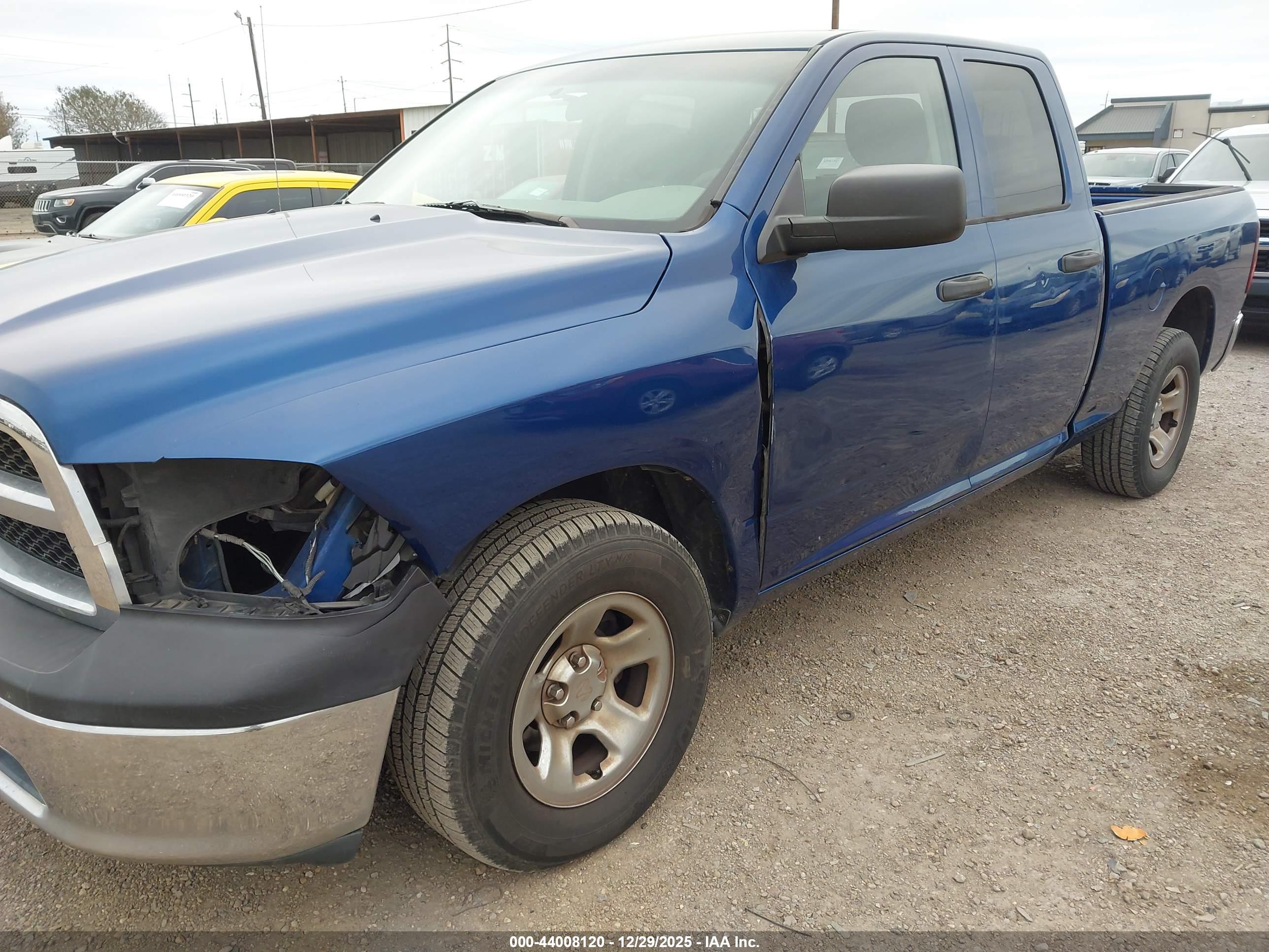 DODGE RAM image 6