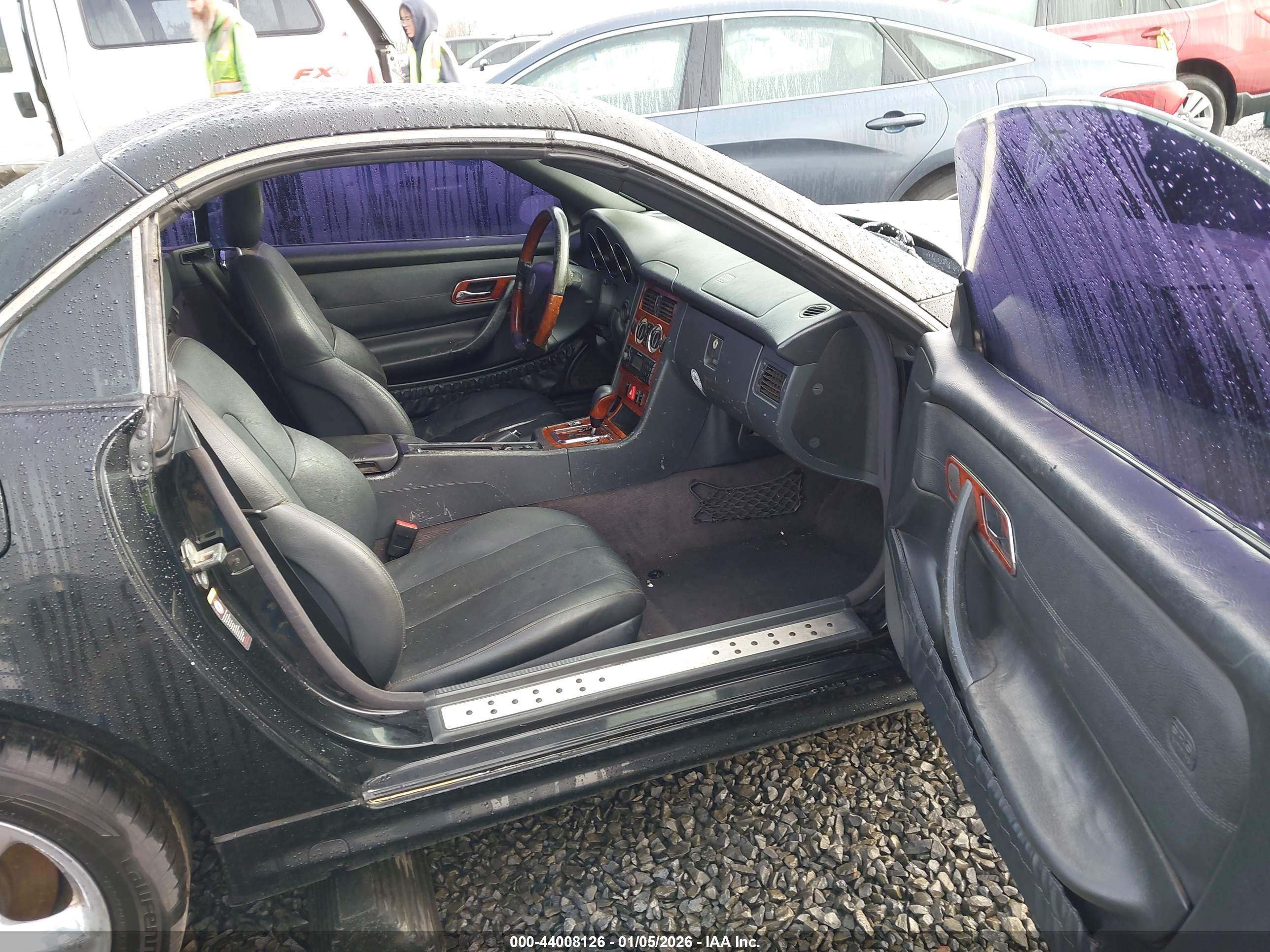 MERCEDES-BENZ SLK image 5
