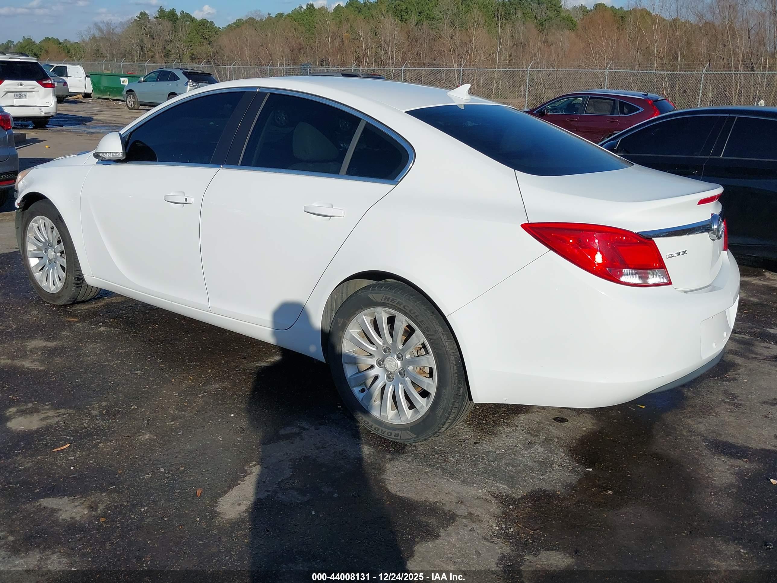BUICK REGAL image 3