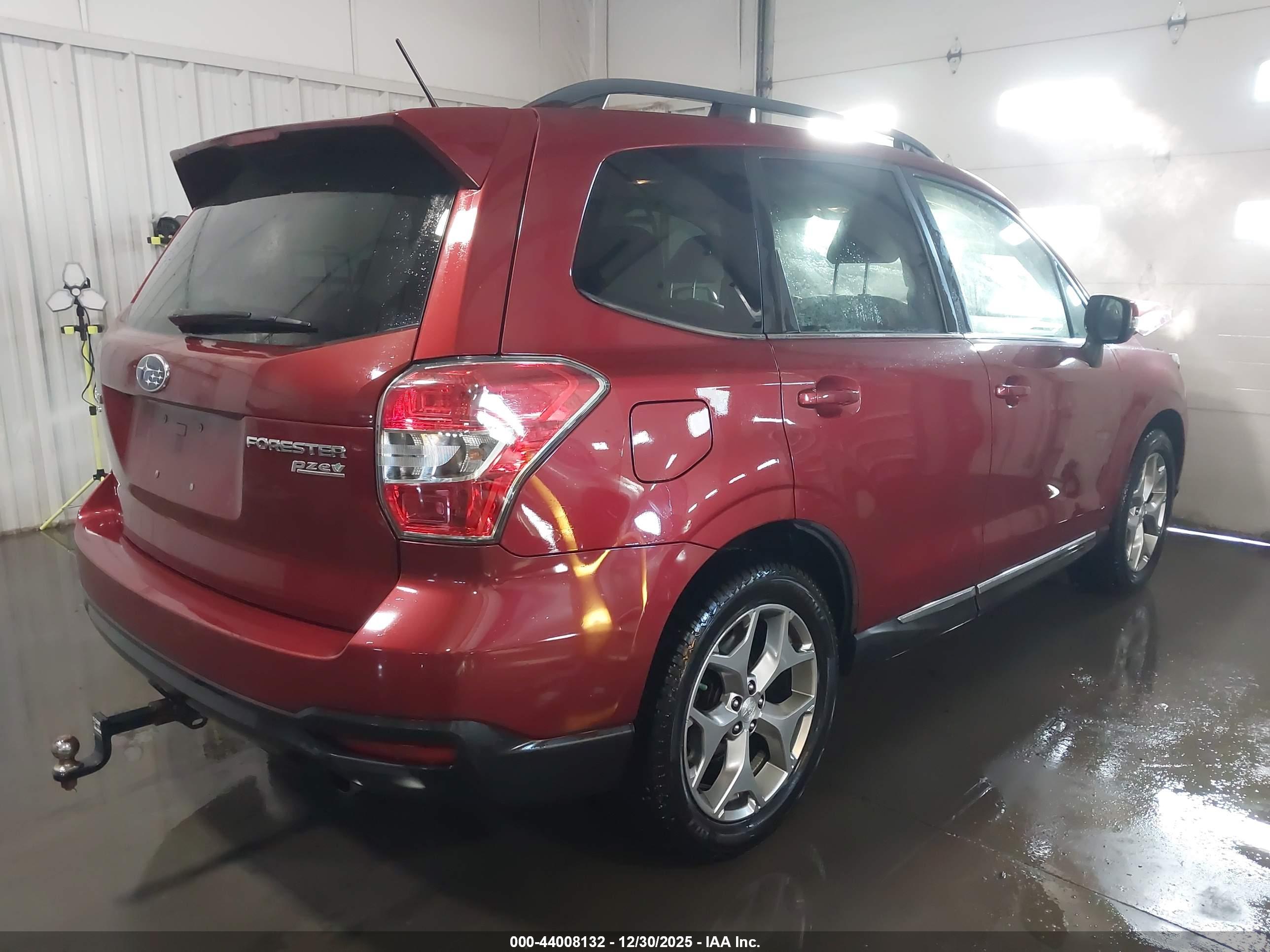 SUBARU FORESTER image 4