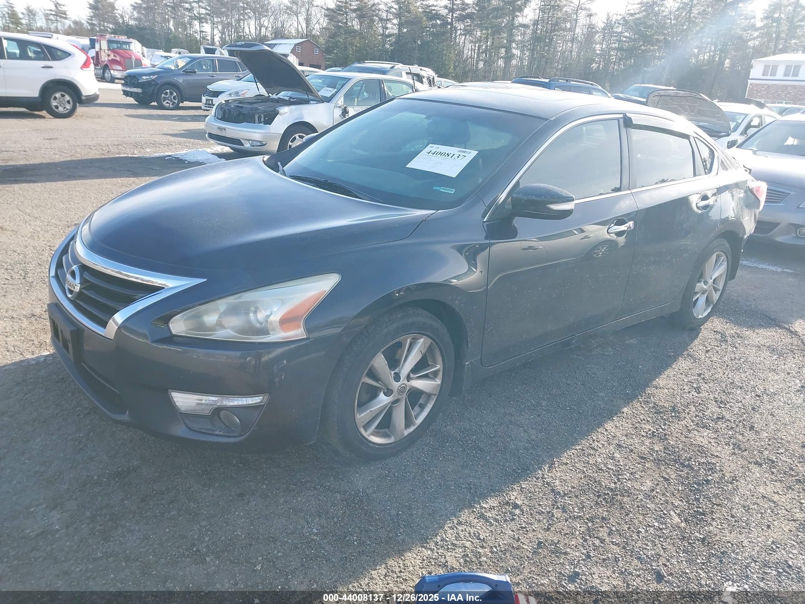 NISSAN ALTIMA image 2