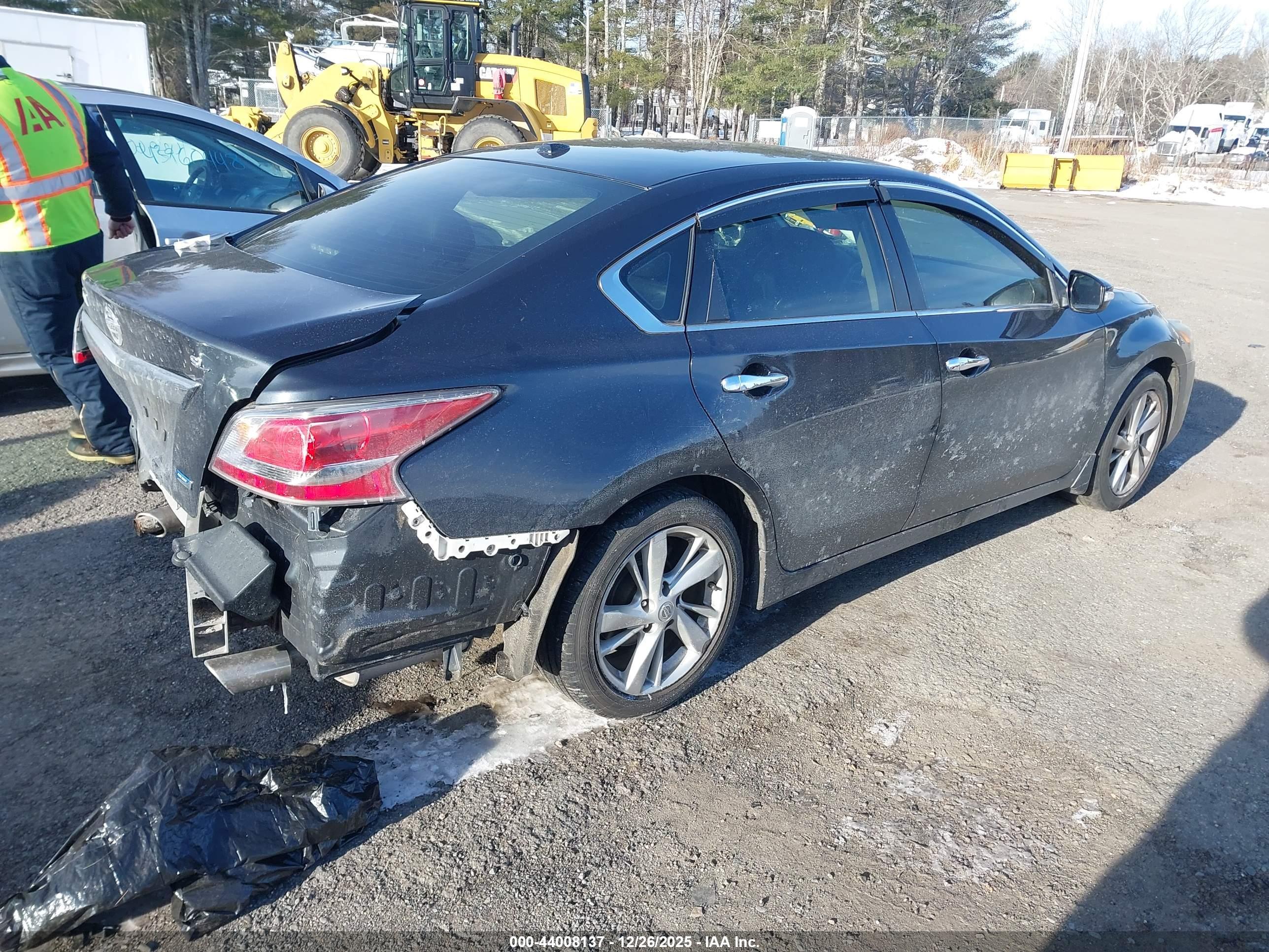 NISSAN ALTIMA image 4