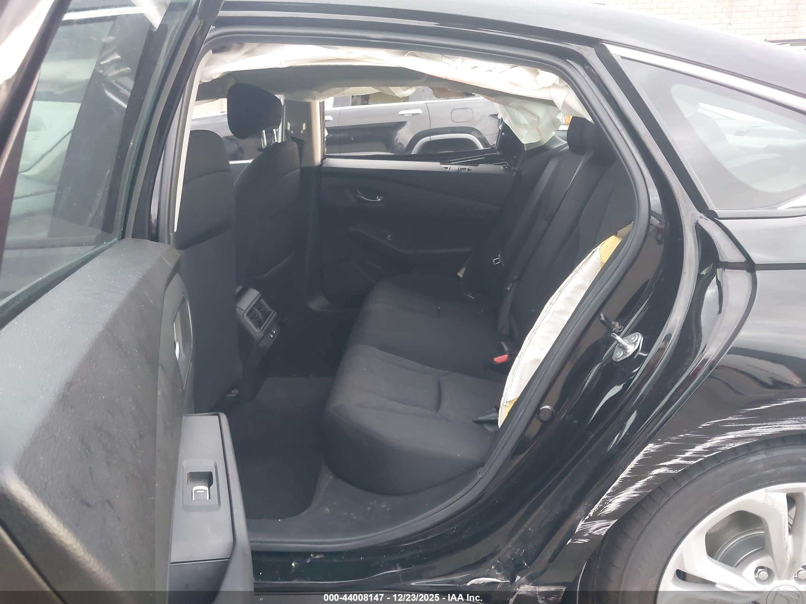 HONDA ACCORD image 8