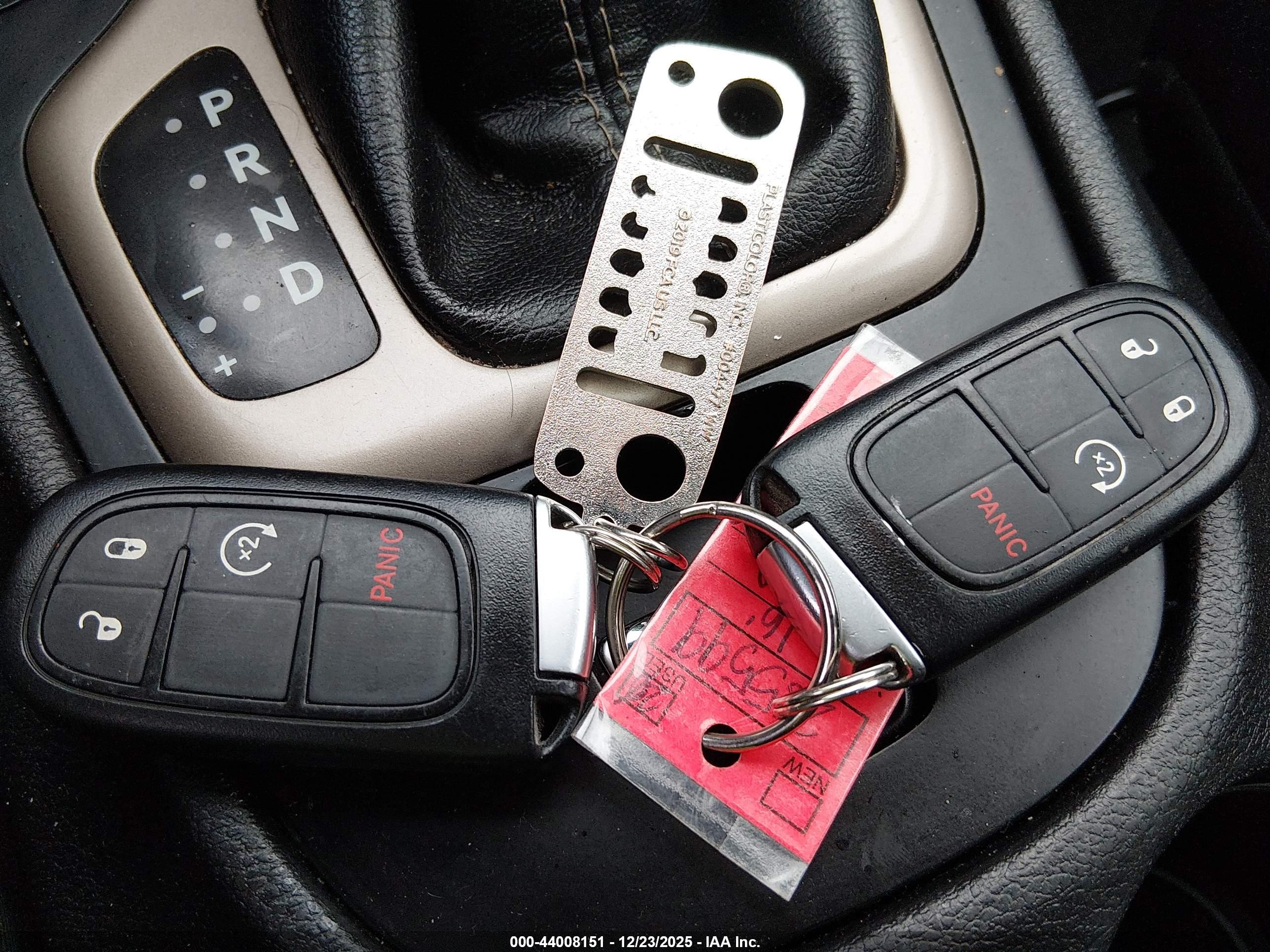 JEEP CHEROKEE image 11