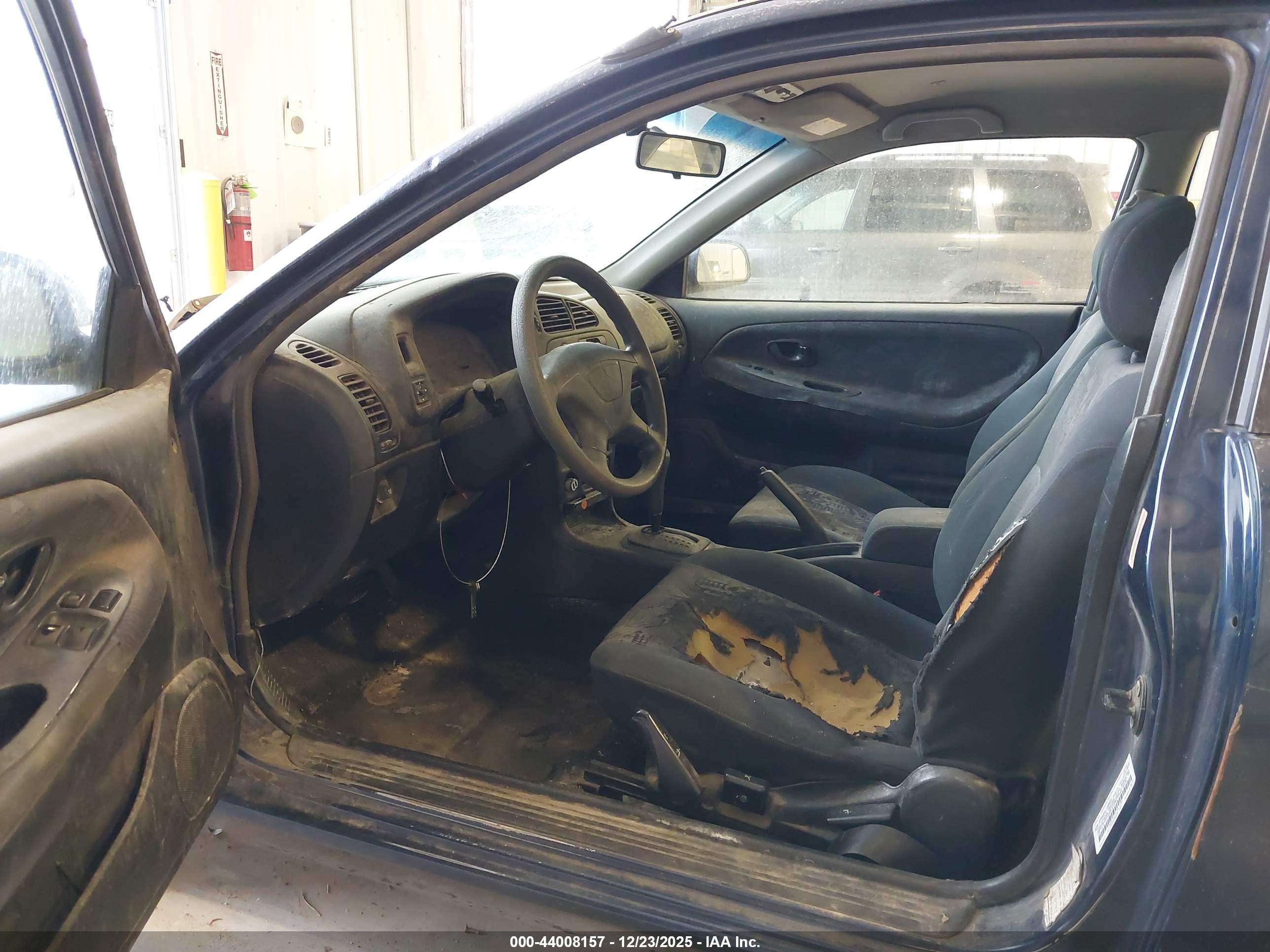 MITSUBISHI MIRAGE image 5